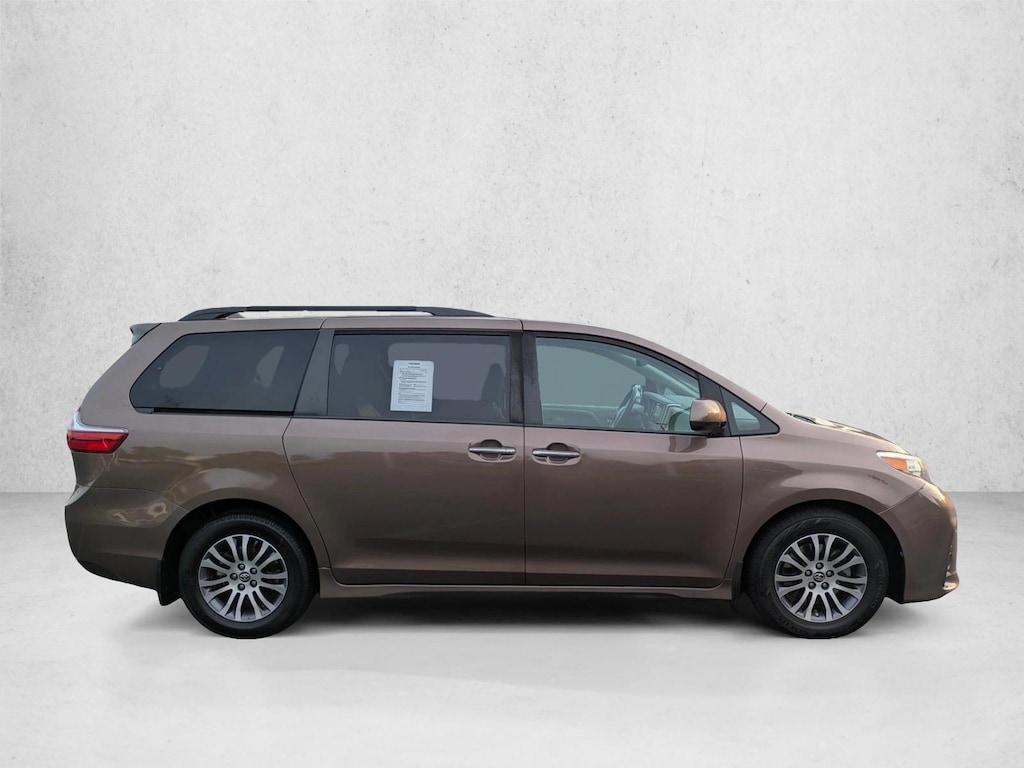 Used 2020 Toyota Sienna XLE 8 Passenger Van
