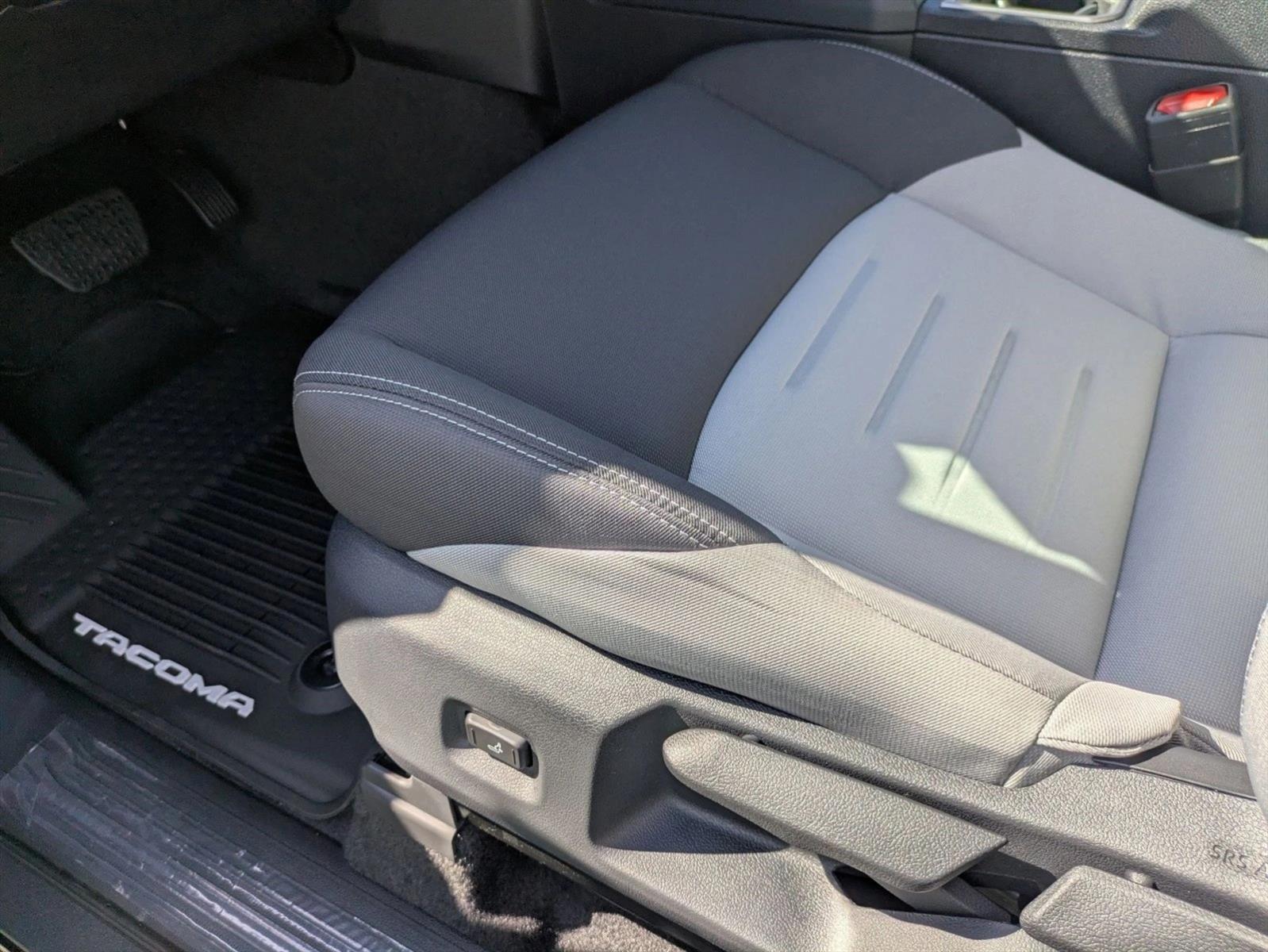 2025 Toyota Tacoma TRD Off-Road 4x4 Double Cab photo 4