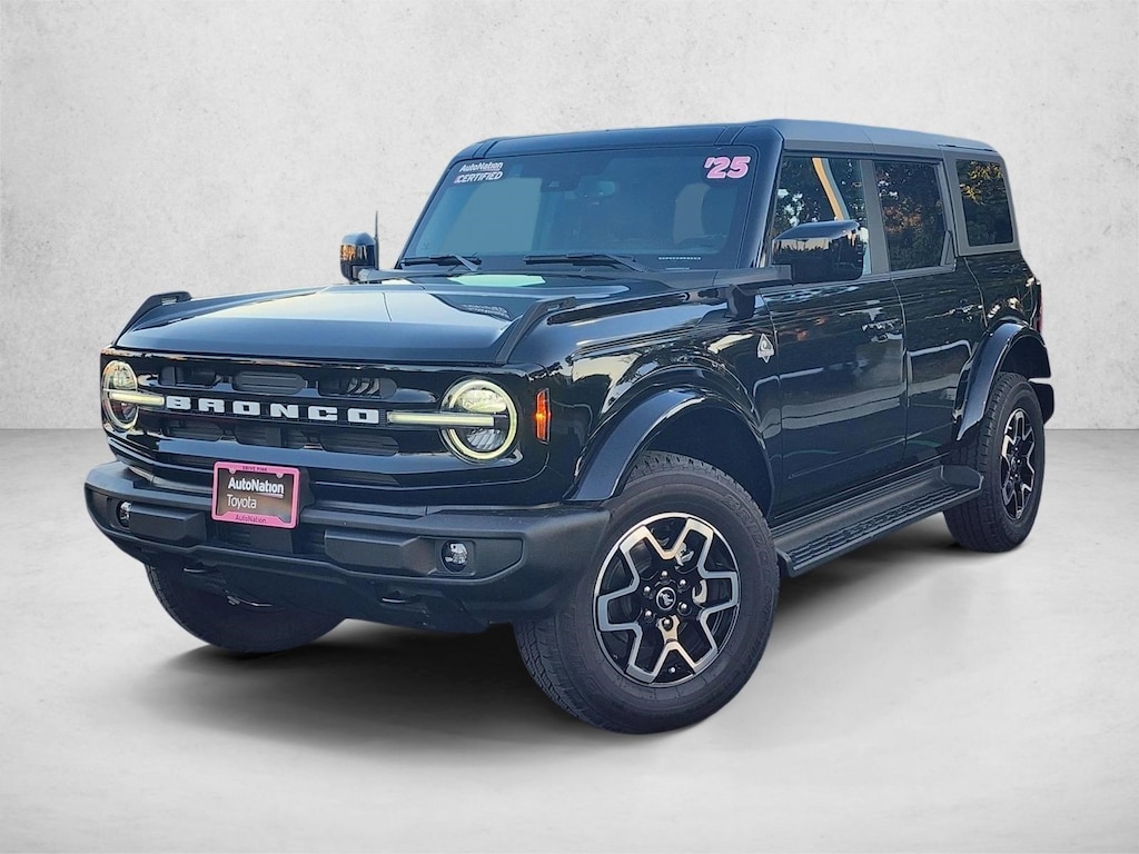 Used 2025 Ford Bronco Outer Banks SUV