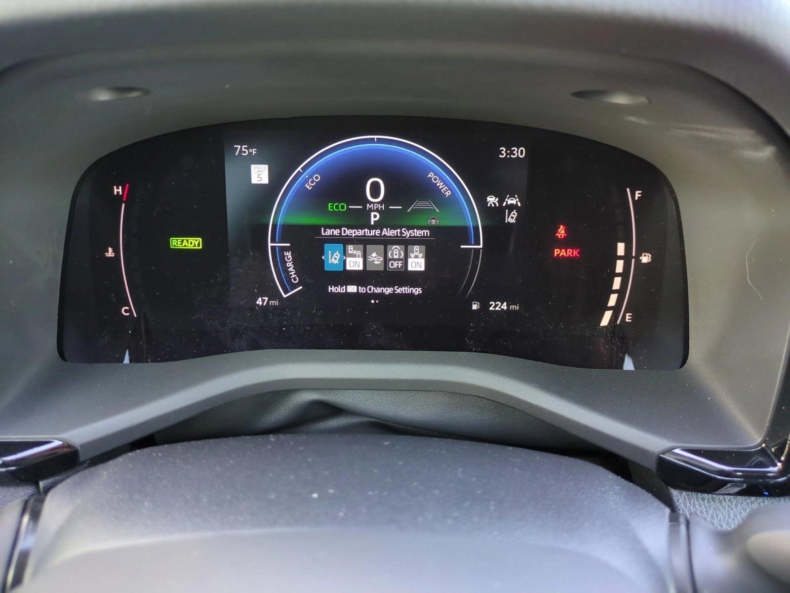 2026 Toyota Camry LE - Photo 11