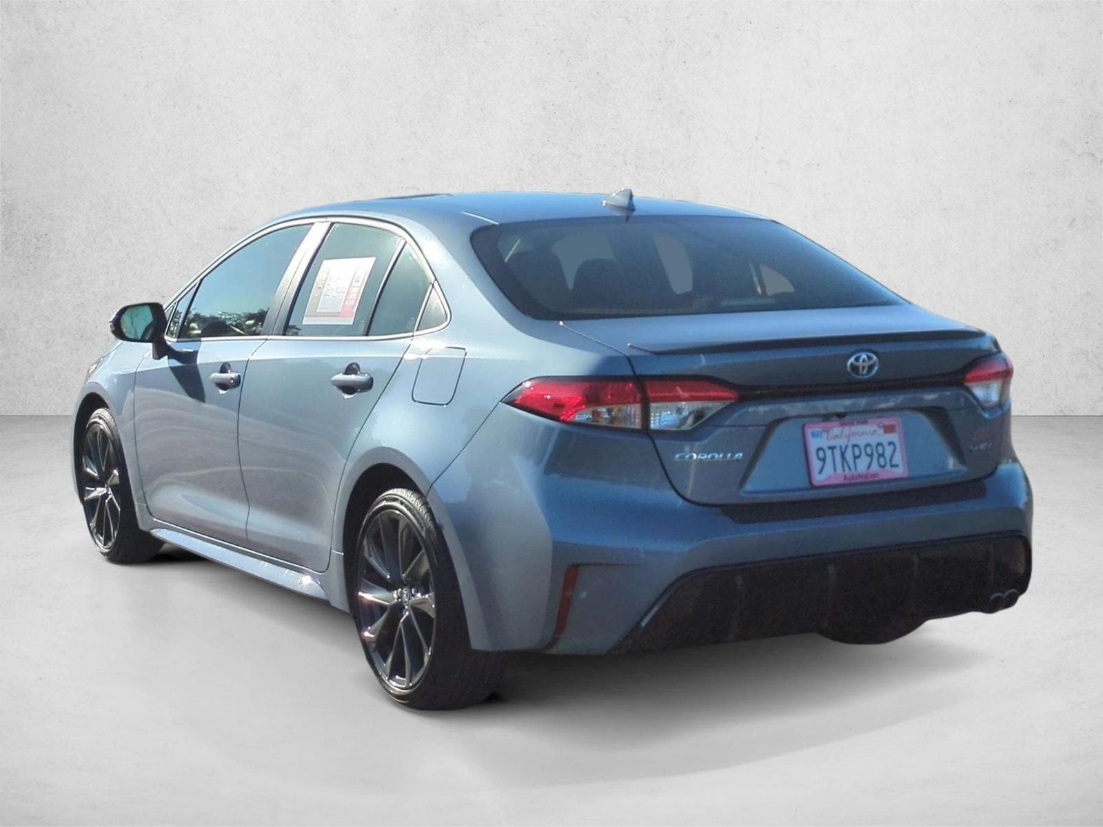 2025 Toyota Corolla SE - Photo 8