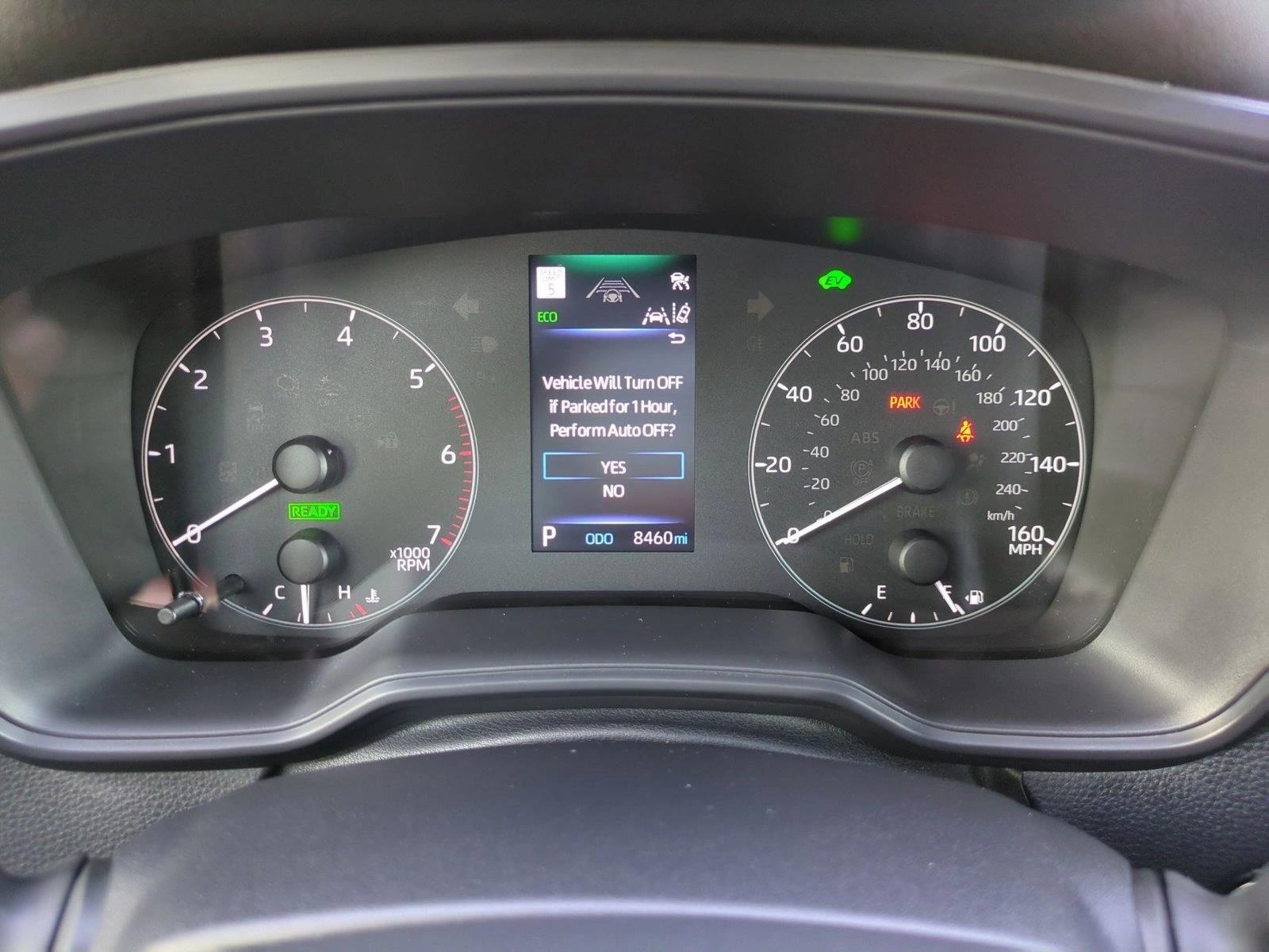 2025 Toyota Corolla SE - Photo 11