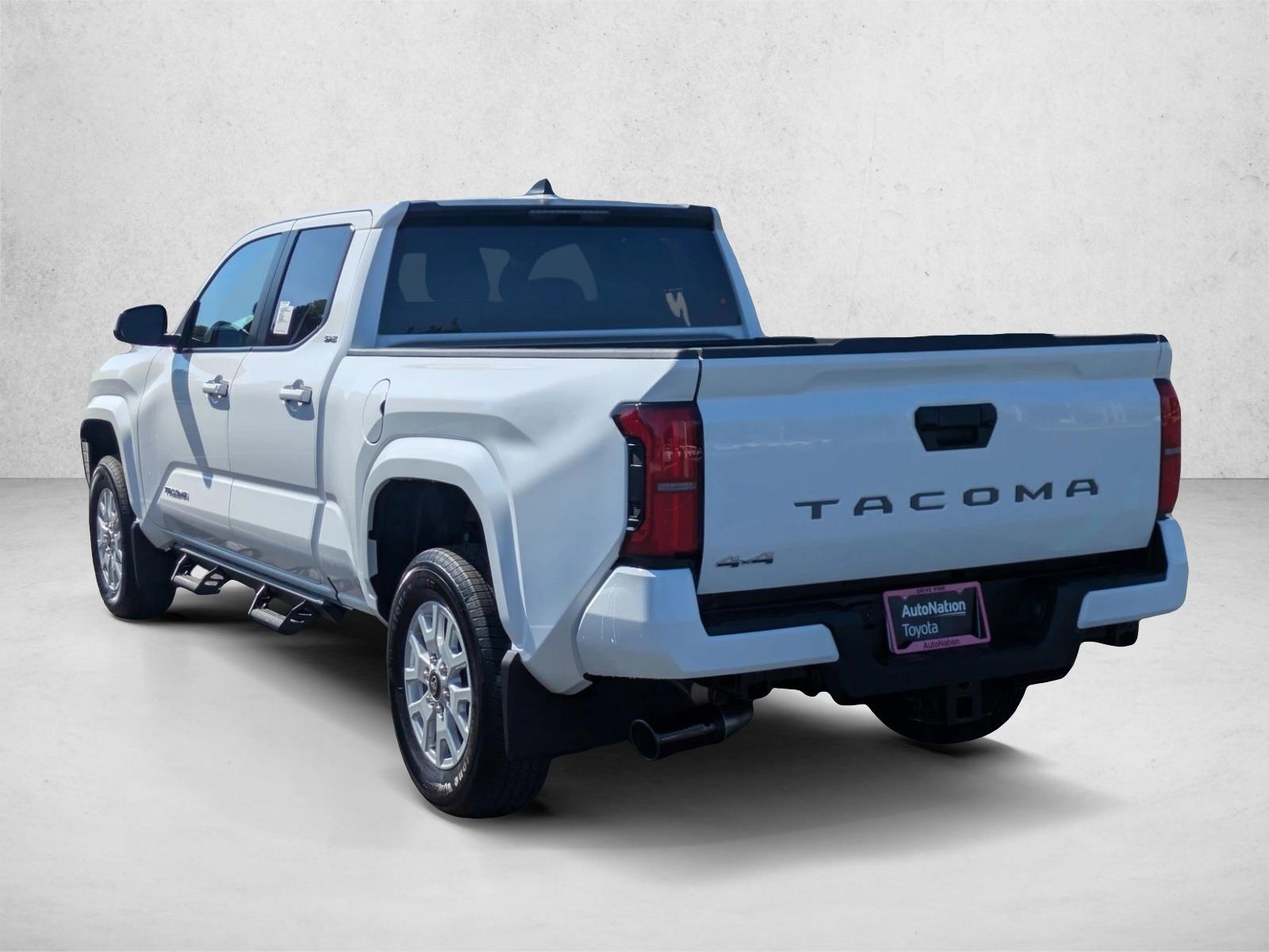 2025 Toyota Tacoma SR5 - Photo 6