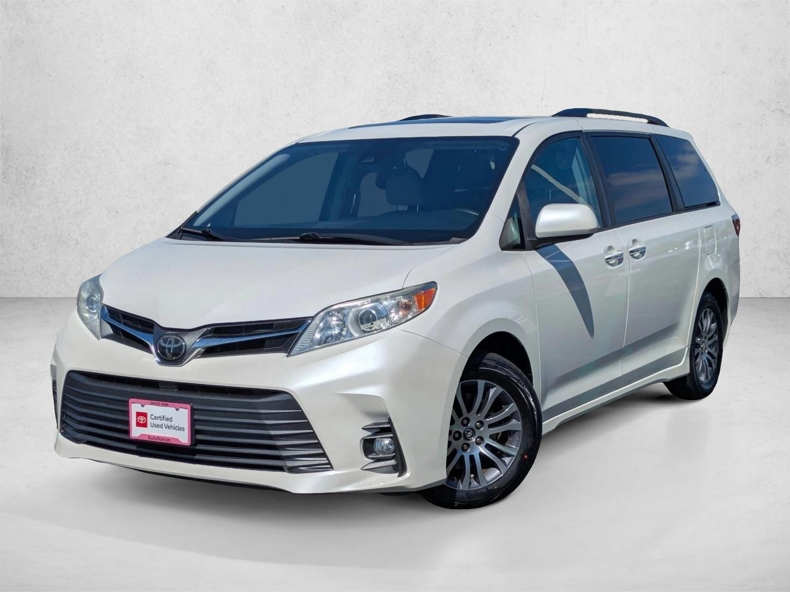 2018 Toyota Sienna XLE