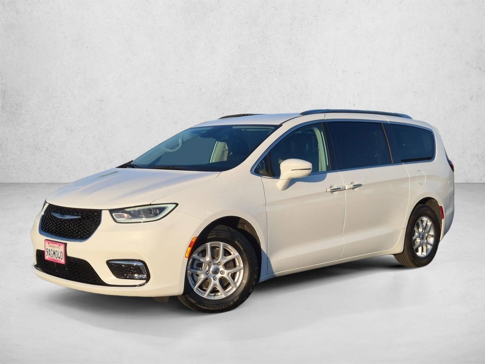 2021 Chrysler Pacifica Touring L's photo