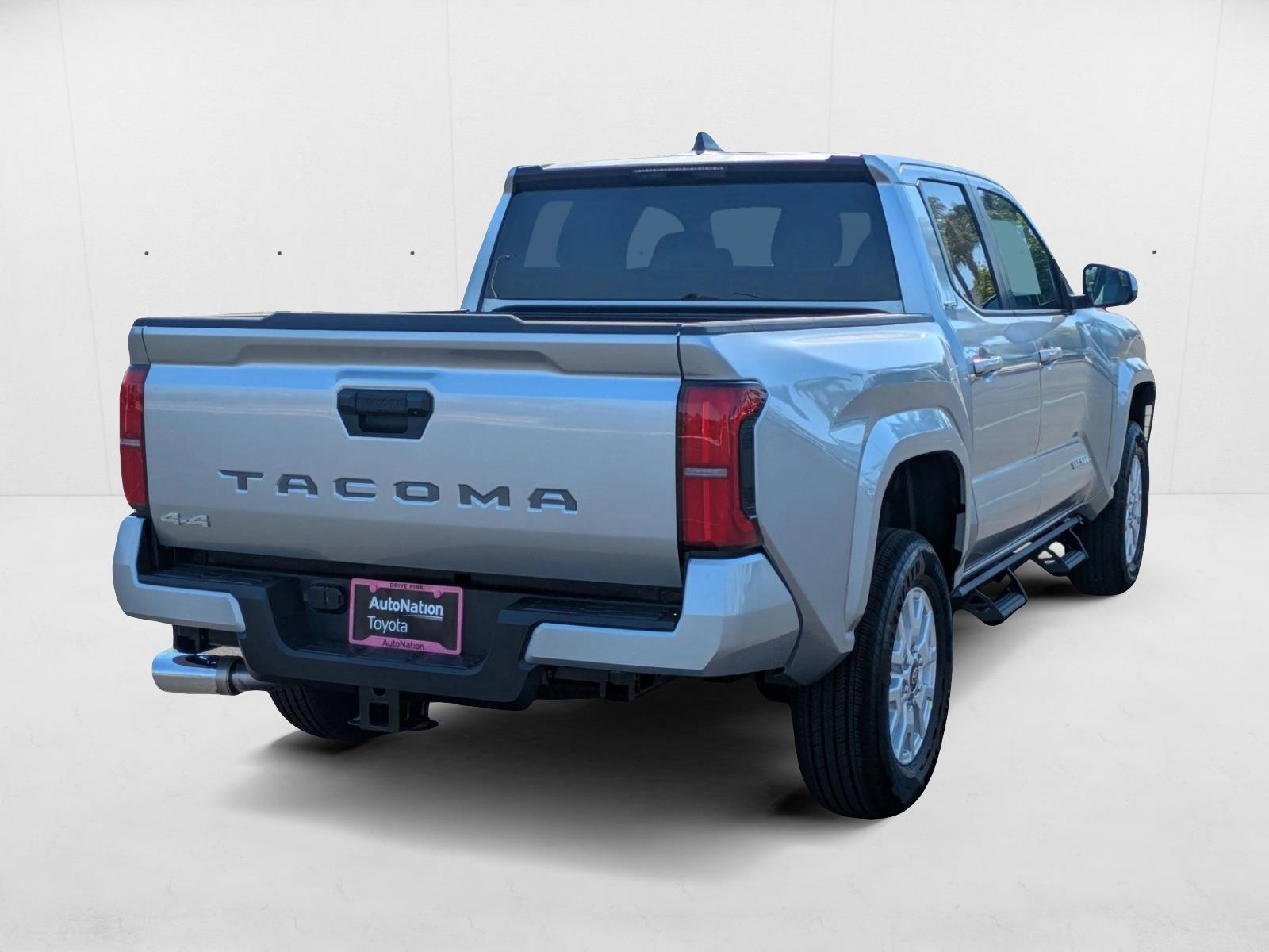 2025 Toyota Tacoma SR5 4x4 Double Cab photo 2