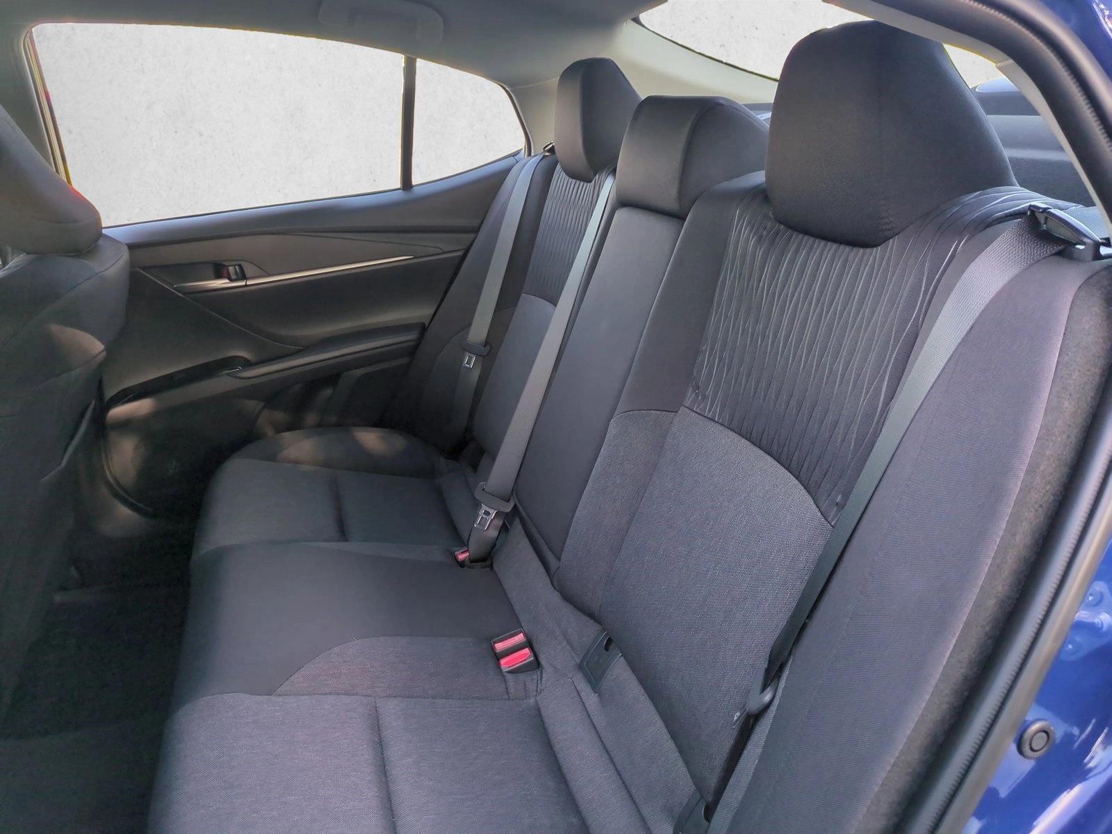 2026 Toyota Camry LE - Photo 15