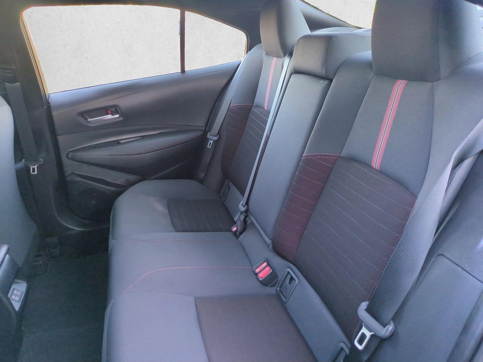 2025 Toyota Corolla SE - Photo 17