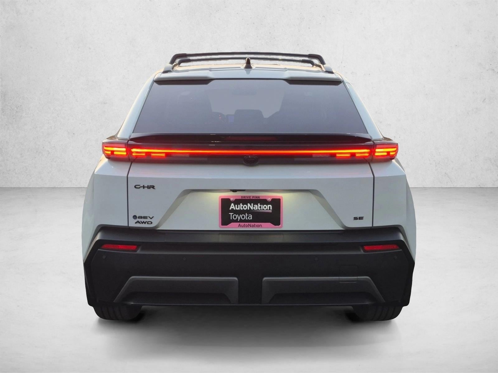 2026 Toyota C-HR SE - Photo 7