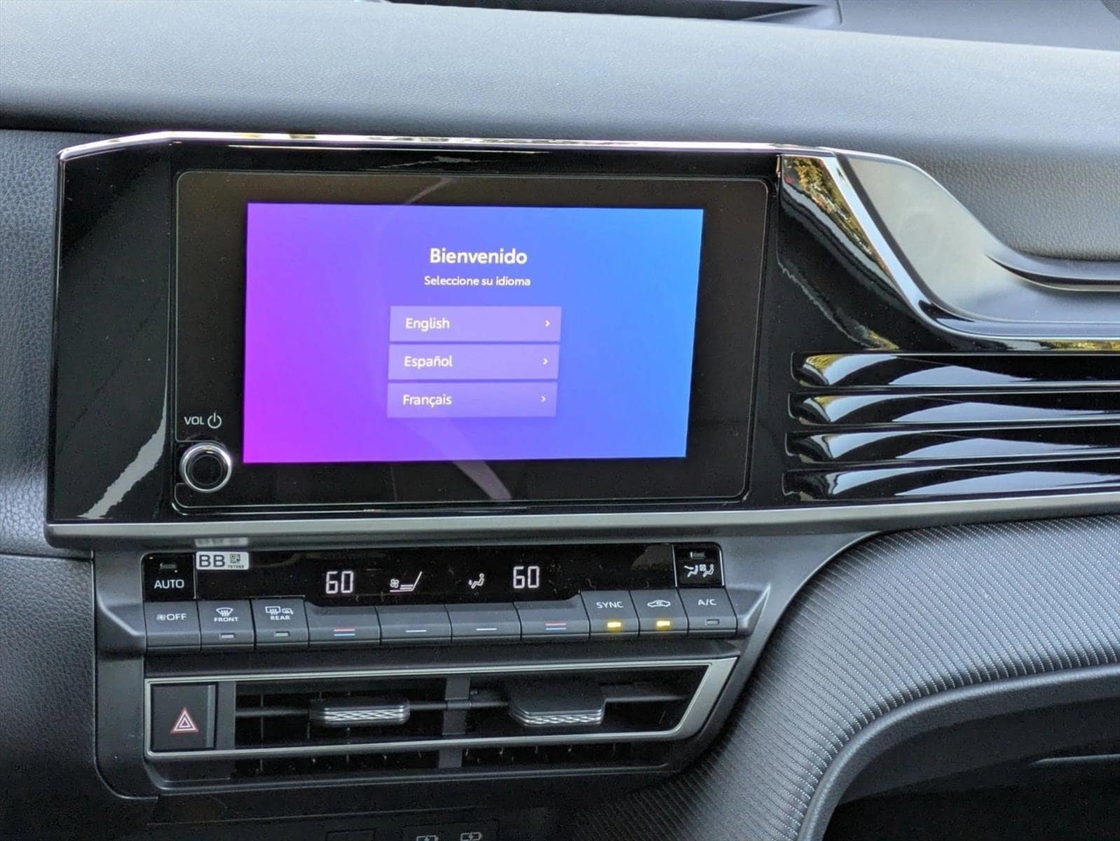 2026 Toyota Camry SE - Photo 12