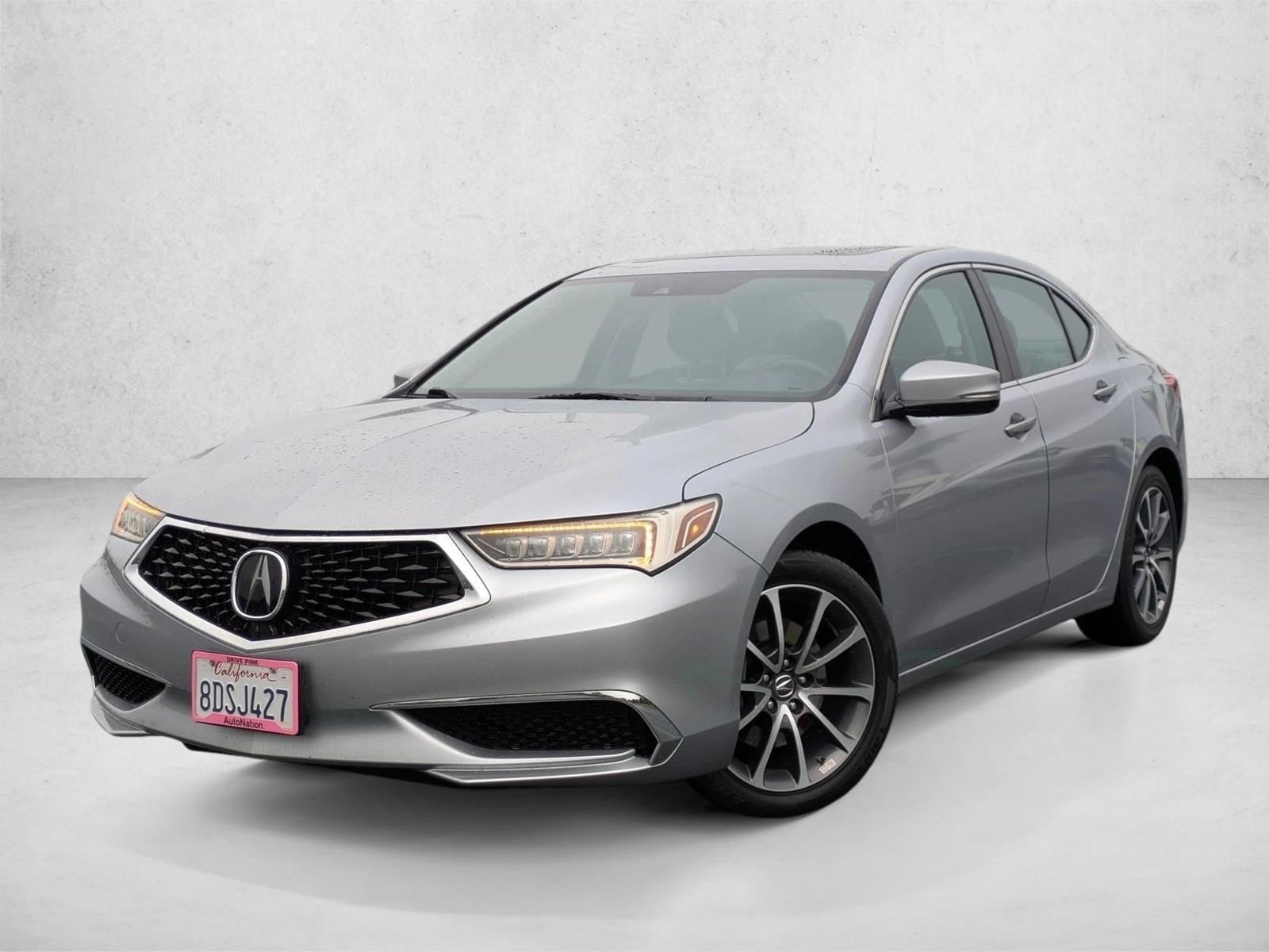 2018 Acura TLX Base's photo