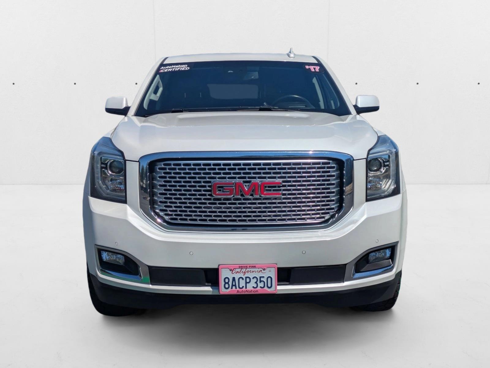 2017 Gmc Yukon Denali photo 2
