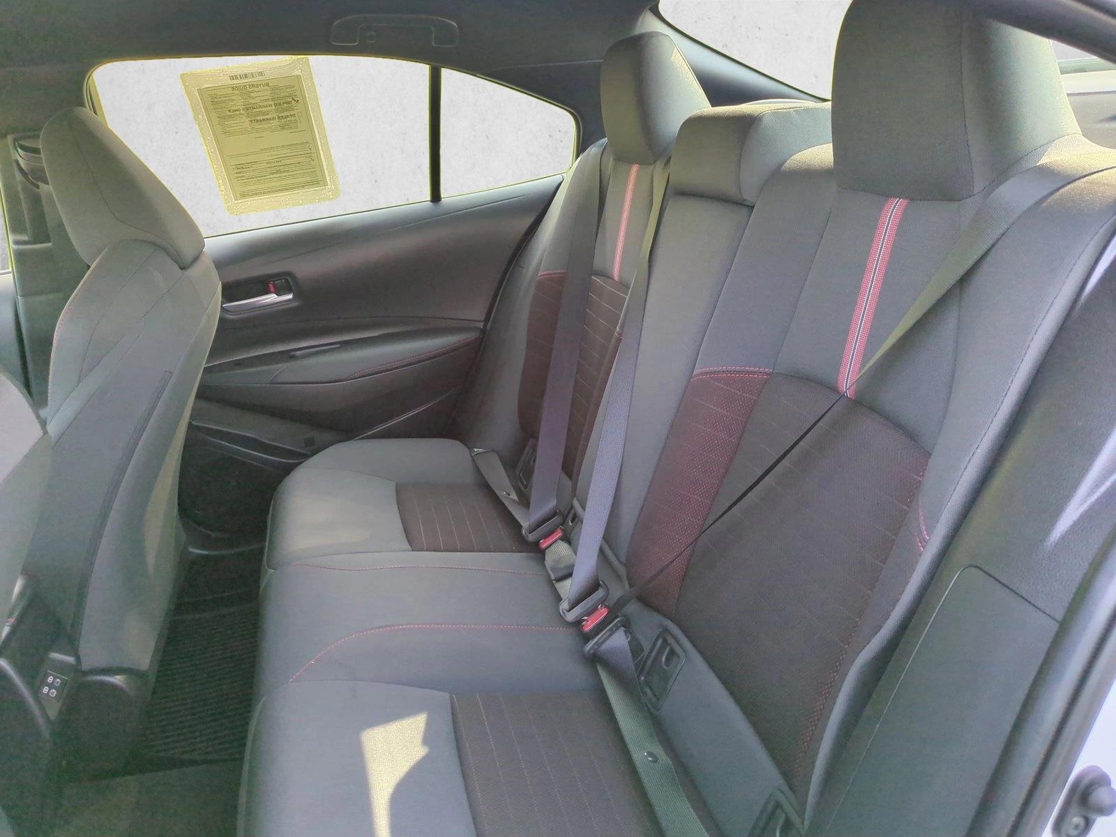 2025 Toyota Corolla SE - Photo 17