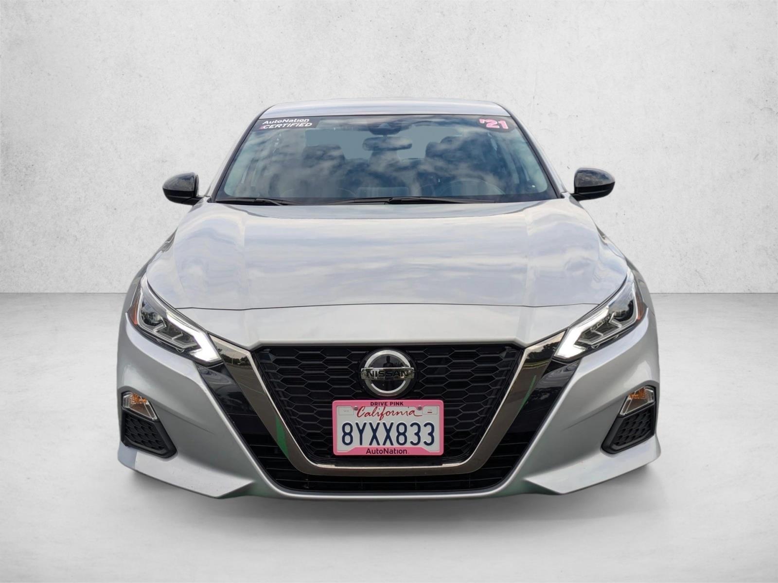 2021 Nissan Altima 2.5 SR photo 2