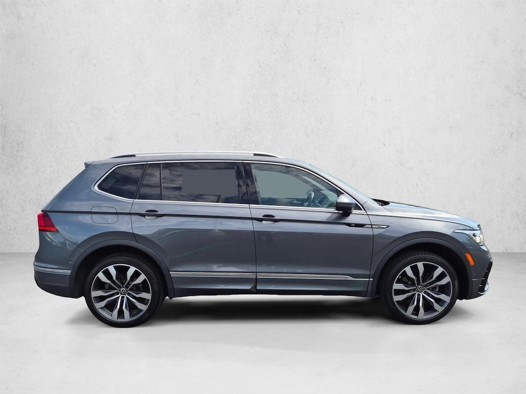 Used 2022 Volkswagen Tiguan 2.0T SEL R-Line SUV