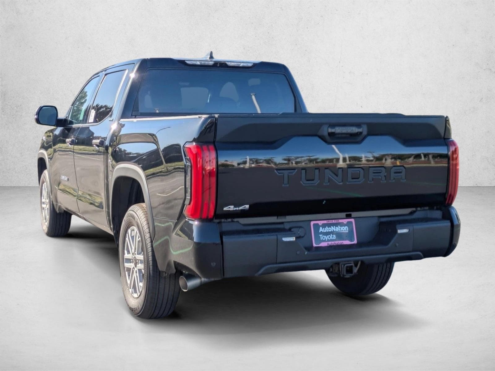 2026 Toyota Tundra SR5 - Photo 6