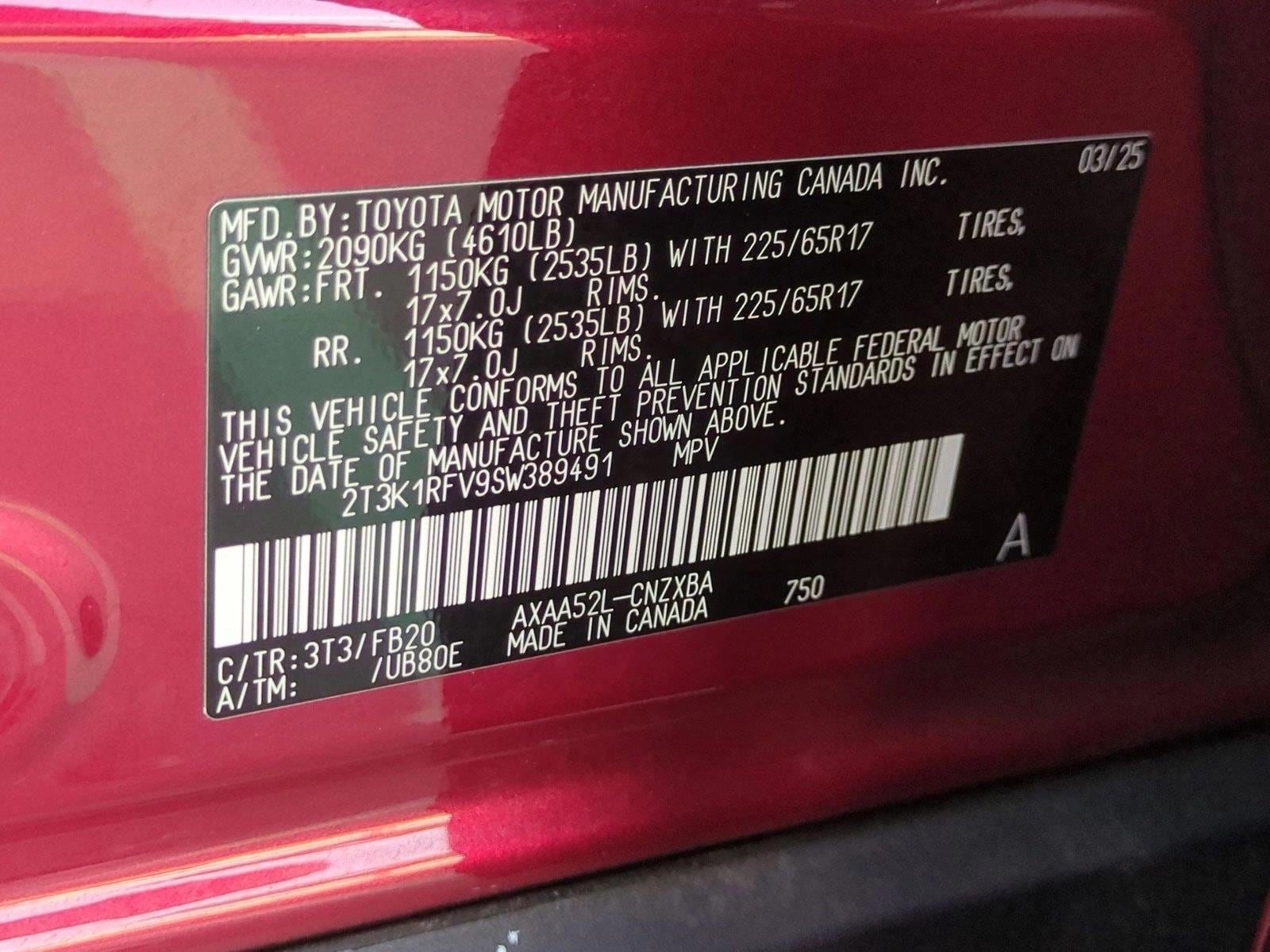 2025 Toyota RAV4 LE - Photo 24