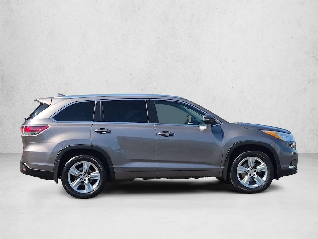 Used 2014 Toyota Highlander Limited Platinum V6 SUV