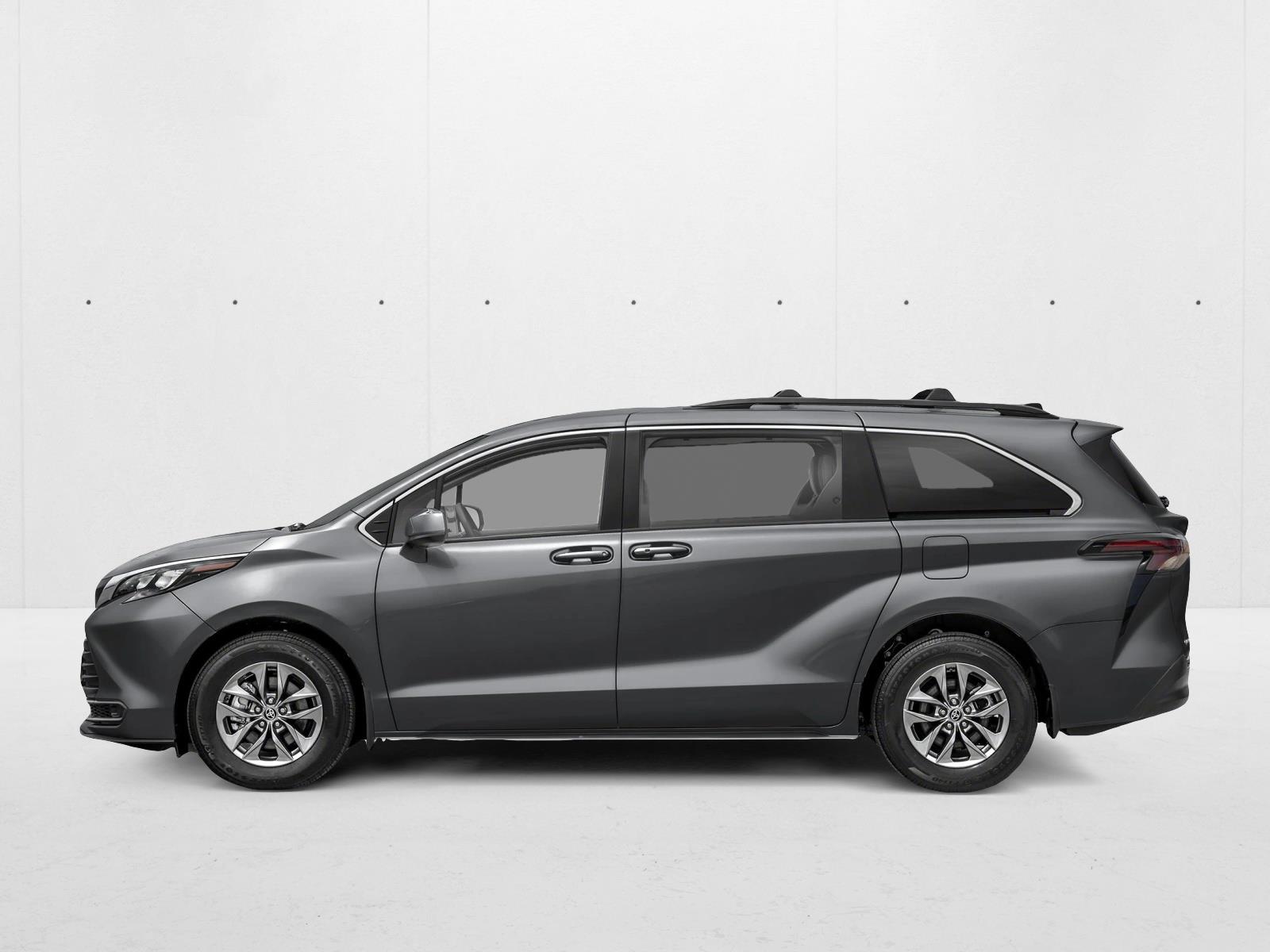 New 2026 Toyota Sienna LE 8 PASSENGER