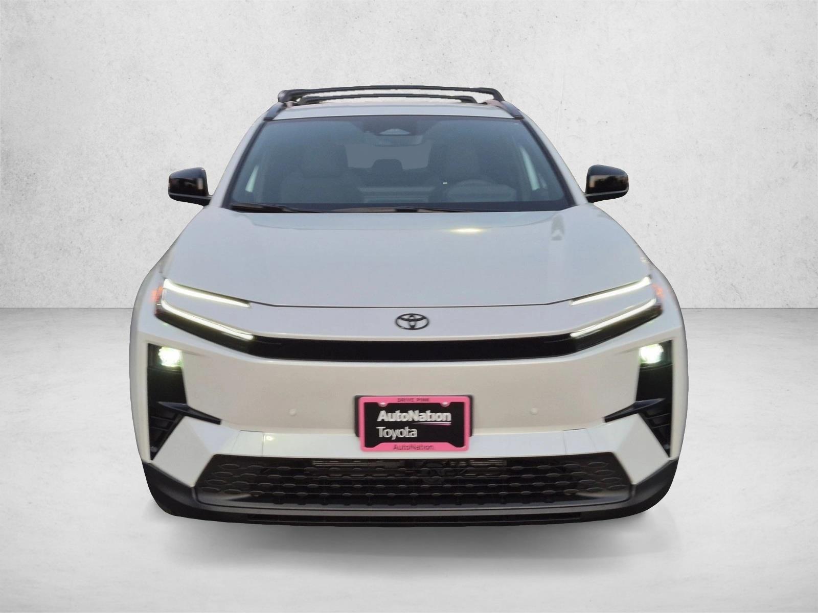 2026 Toyota C-HR SE - Photo 9