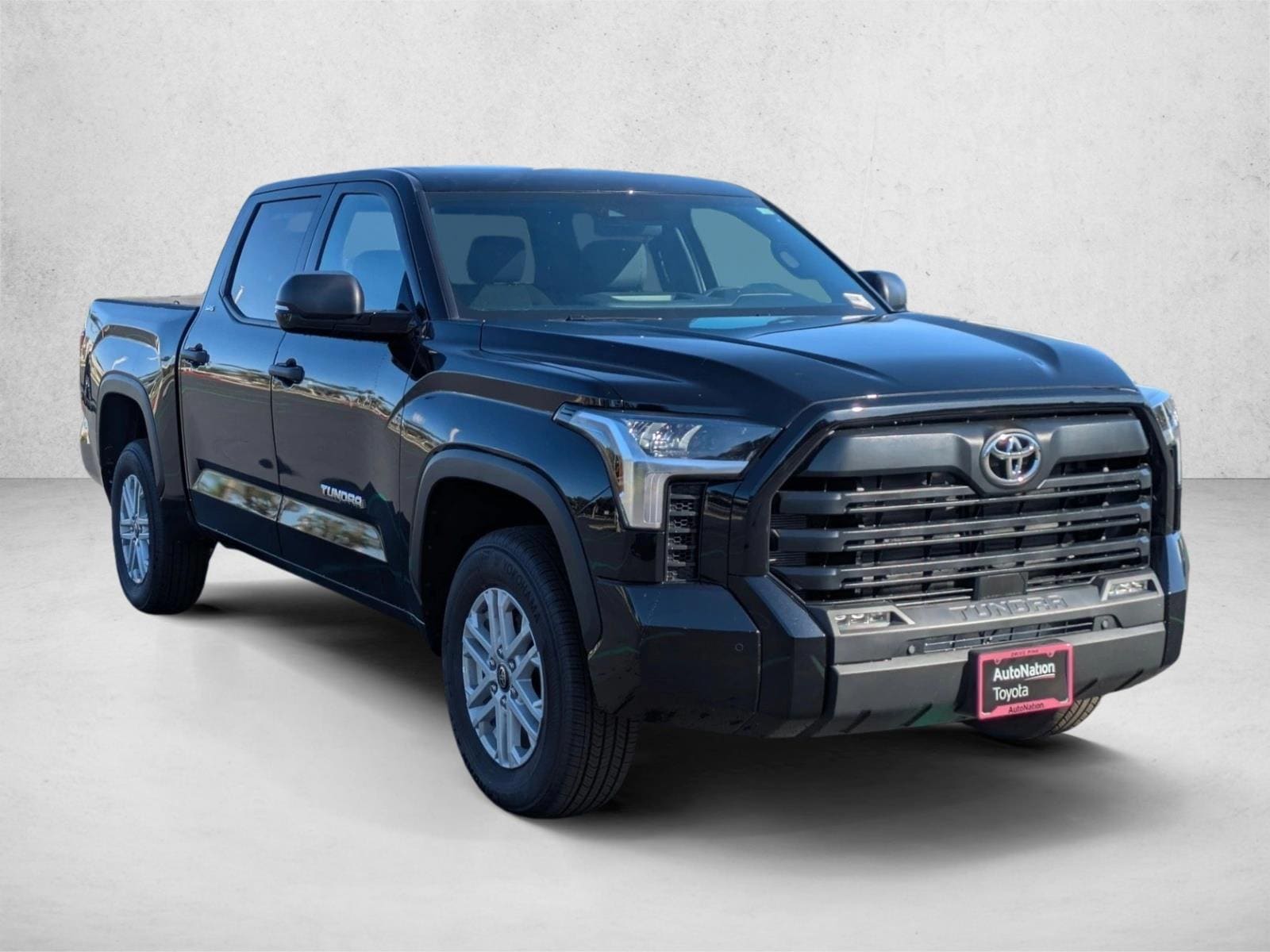 2026 Toyota Tundra SR5 - Photo 8