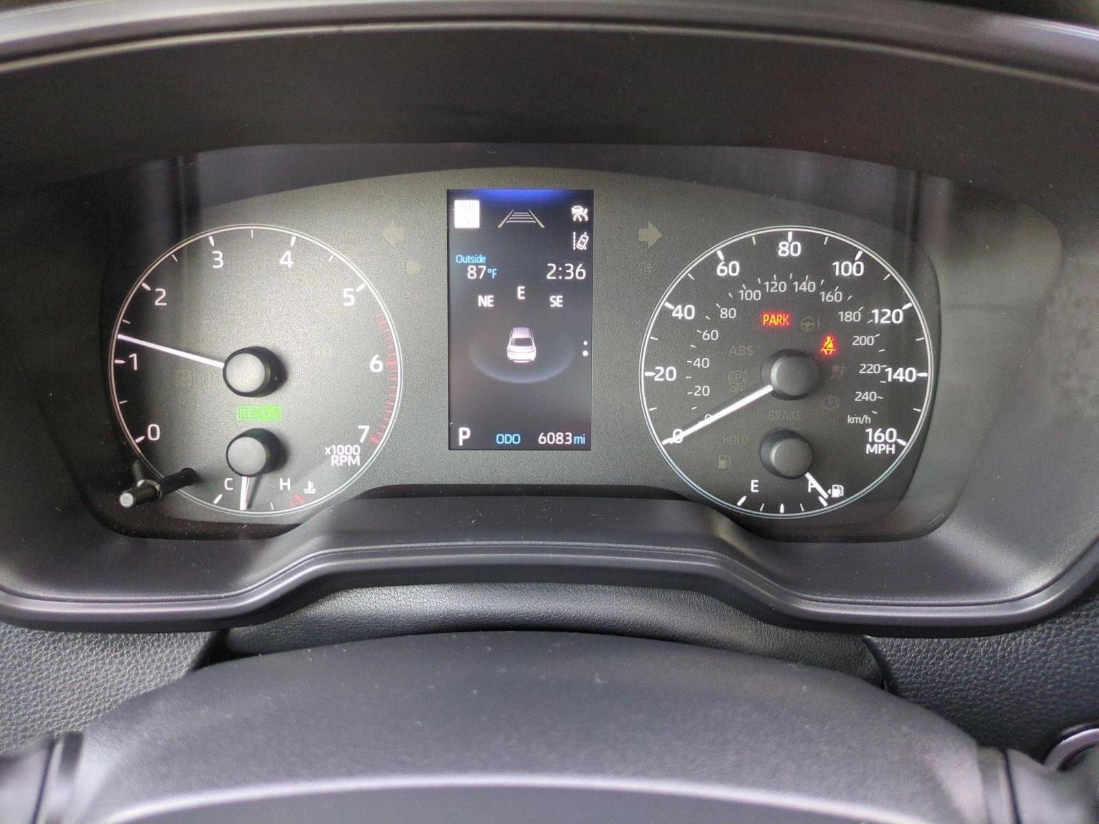 2025 Toyota Corolla SE - Photo 11