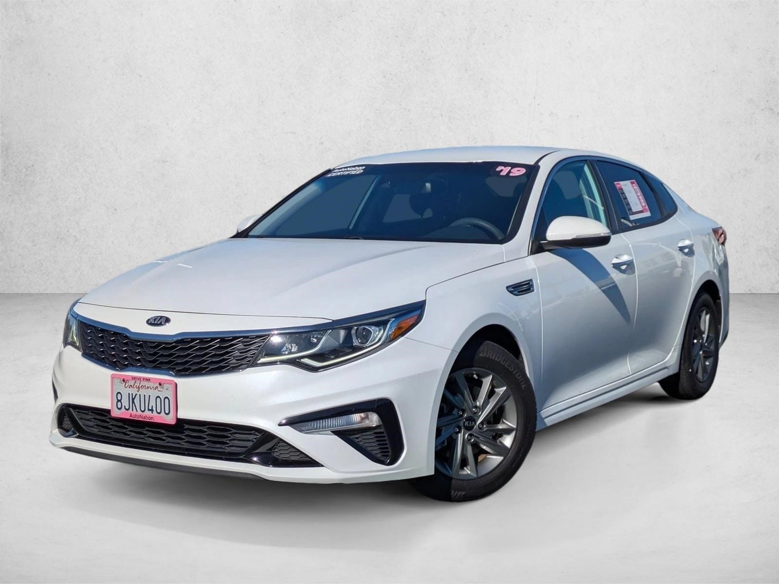 2019 Kia Optima LX's photo