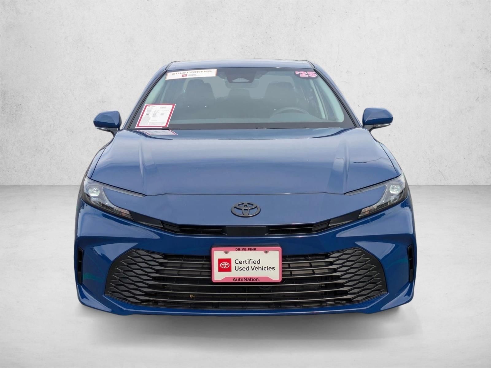 2025 Toyota Camry LE photo 2