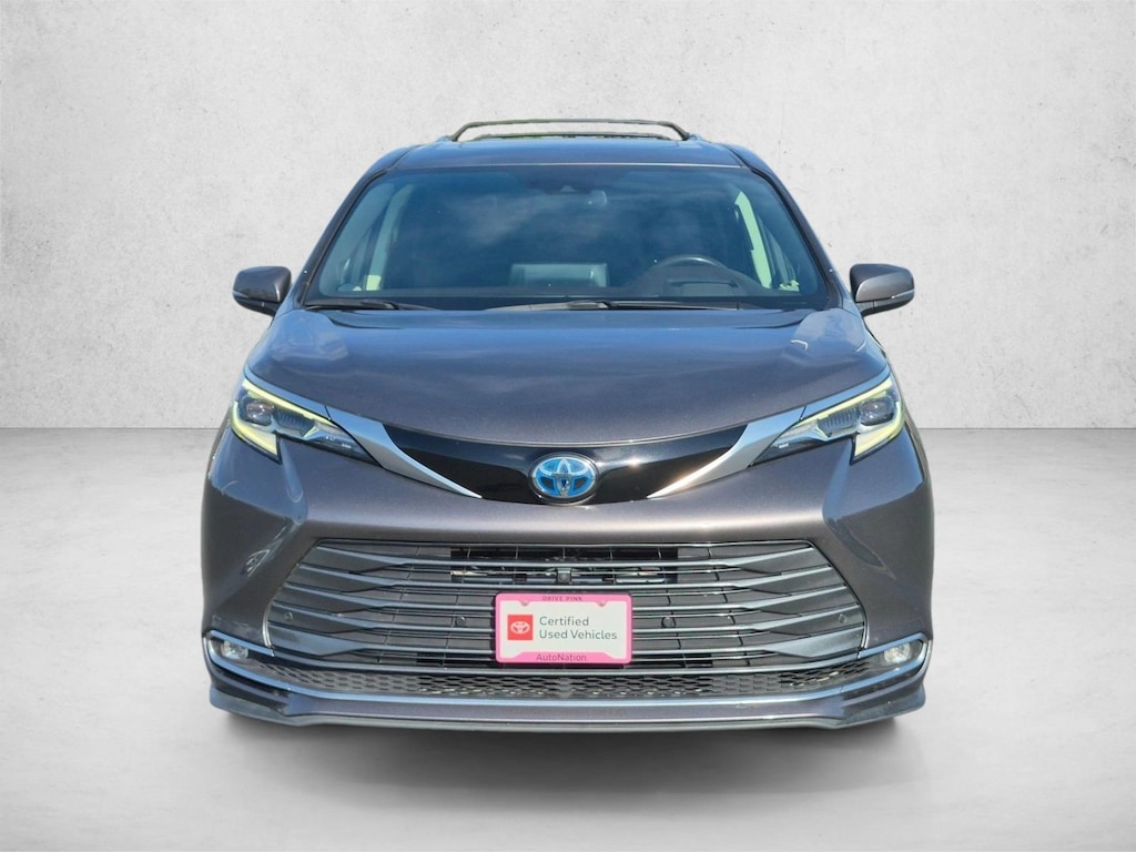 Certified 2022 Toyota Sienna Platinum 7 Passenger Van Passenger Van