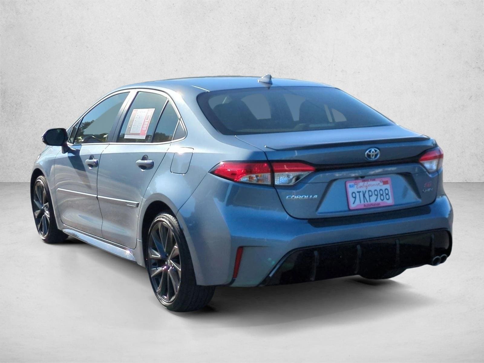 2025 Toyota Corolla SE - Photo 8