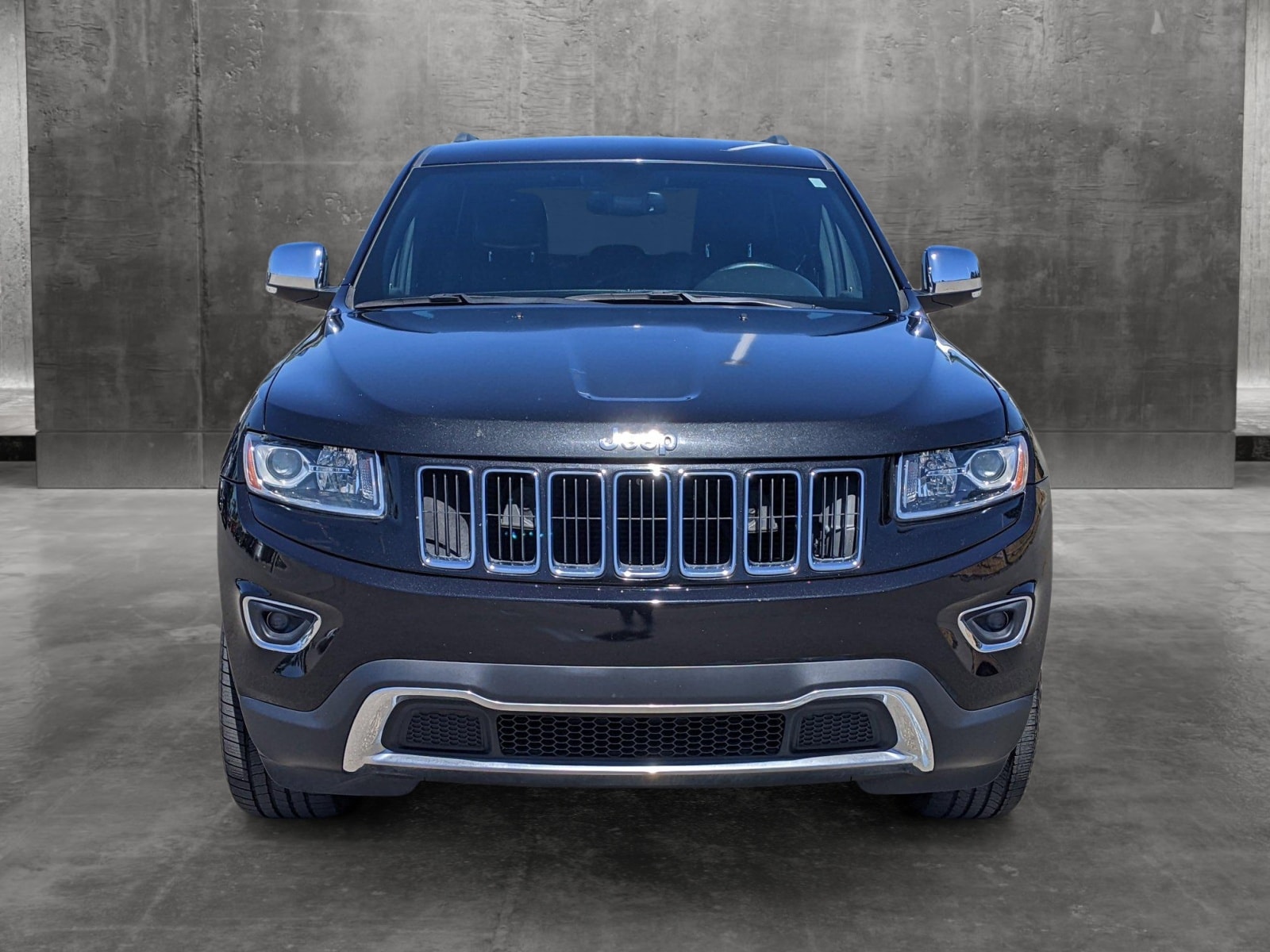 Used 2014 Jeep Grand Cherokee Limited with VIN 1C4RJFBG7EC236779 for sale in Irvine, CA