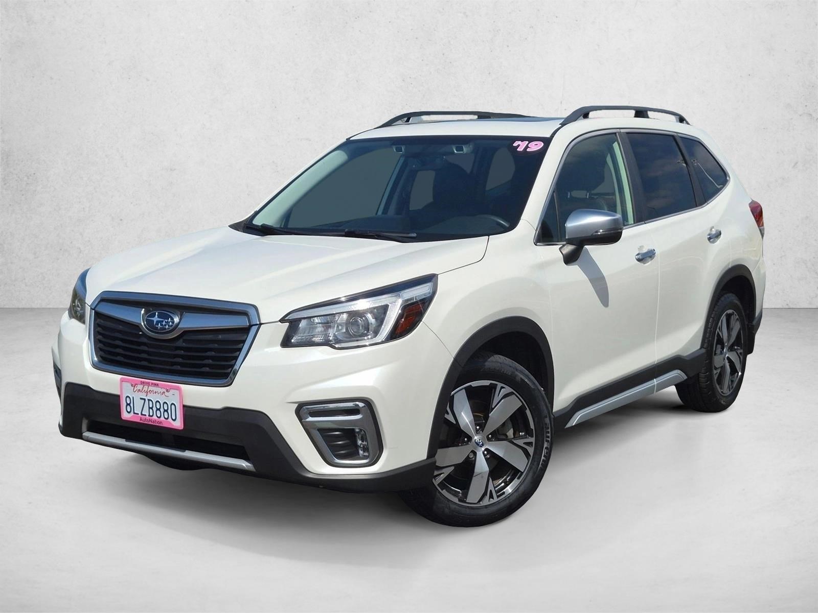 2019 Subaru Forester Touring's photo
