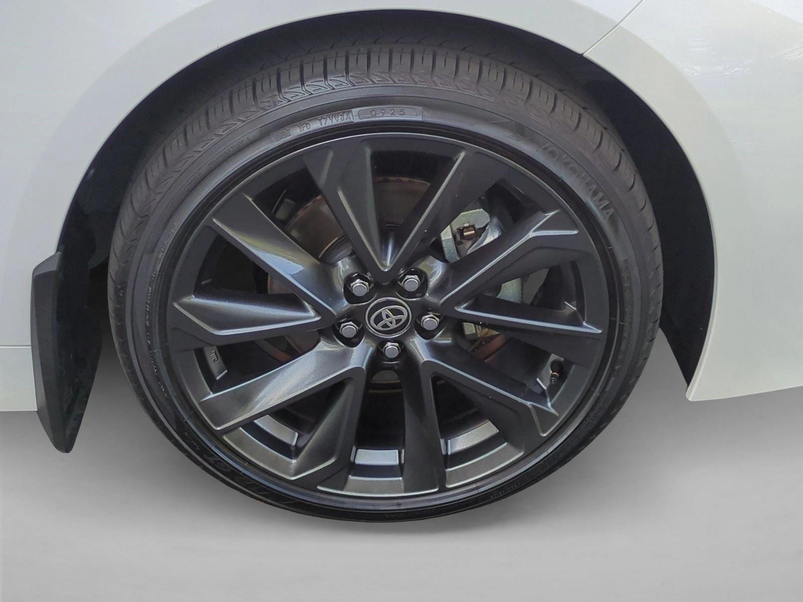 2025 Toyota Corolla SE - Photo 22