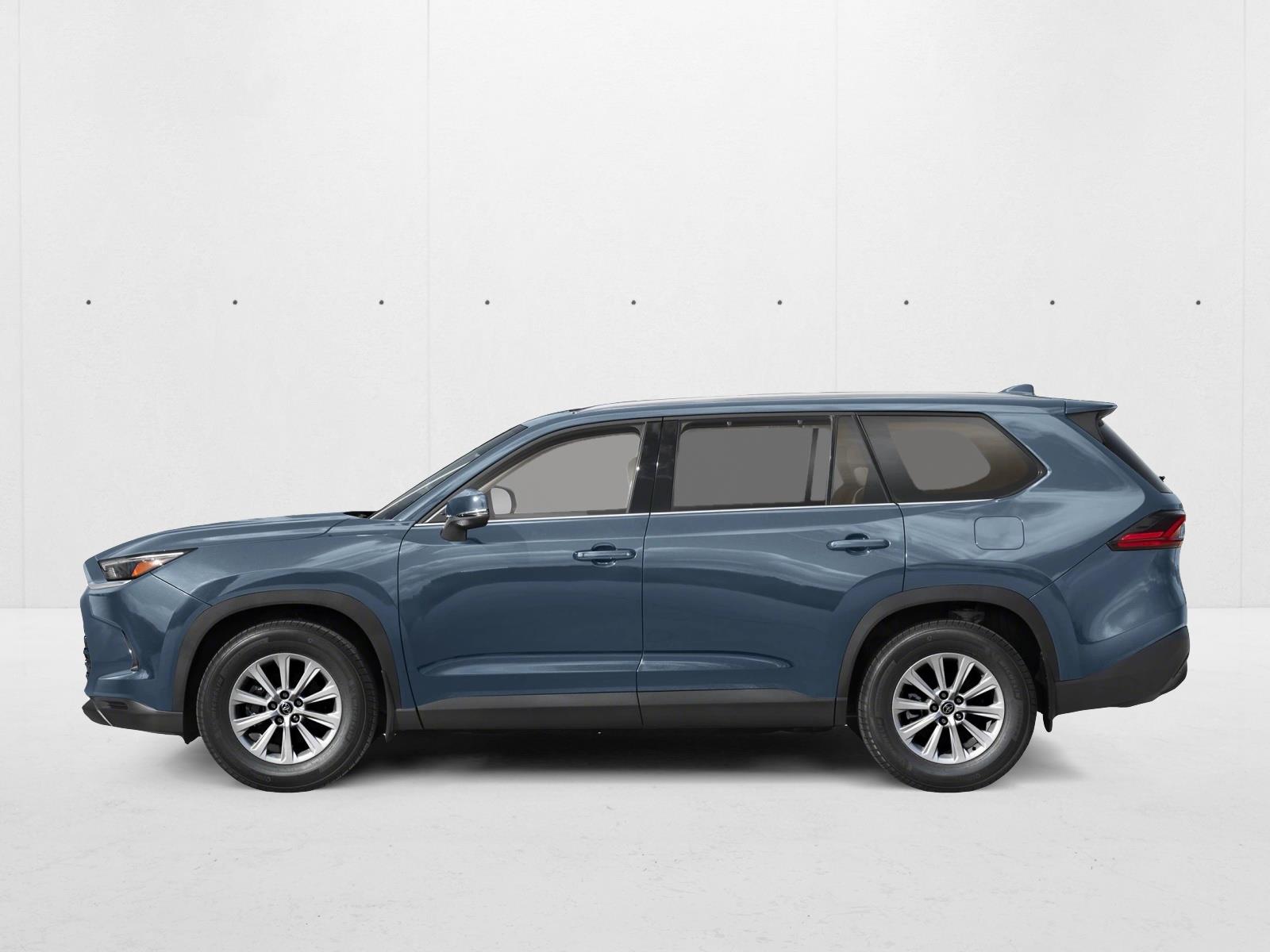 2026 Toyota Highlander XLE Hybrid photo 3