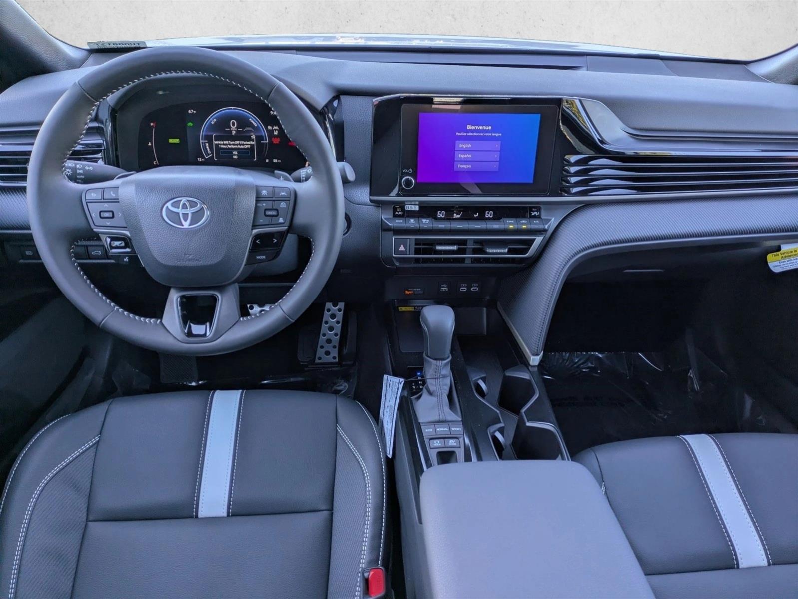 2026 Toyota Camry SE - Photo 14