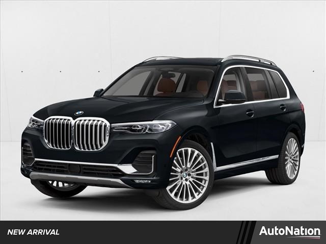 2021 BMW X7 M50i's photo