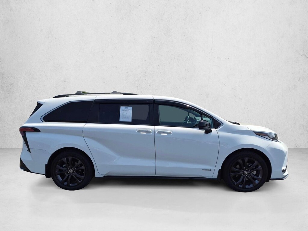 Certified 2023 Toyota Sienna XSE 7 Passenger Van Passenger Van