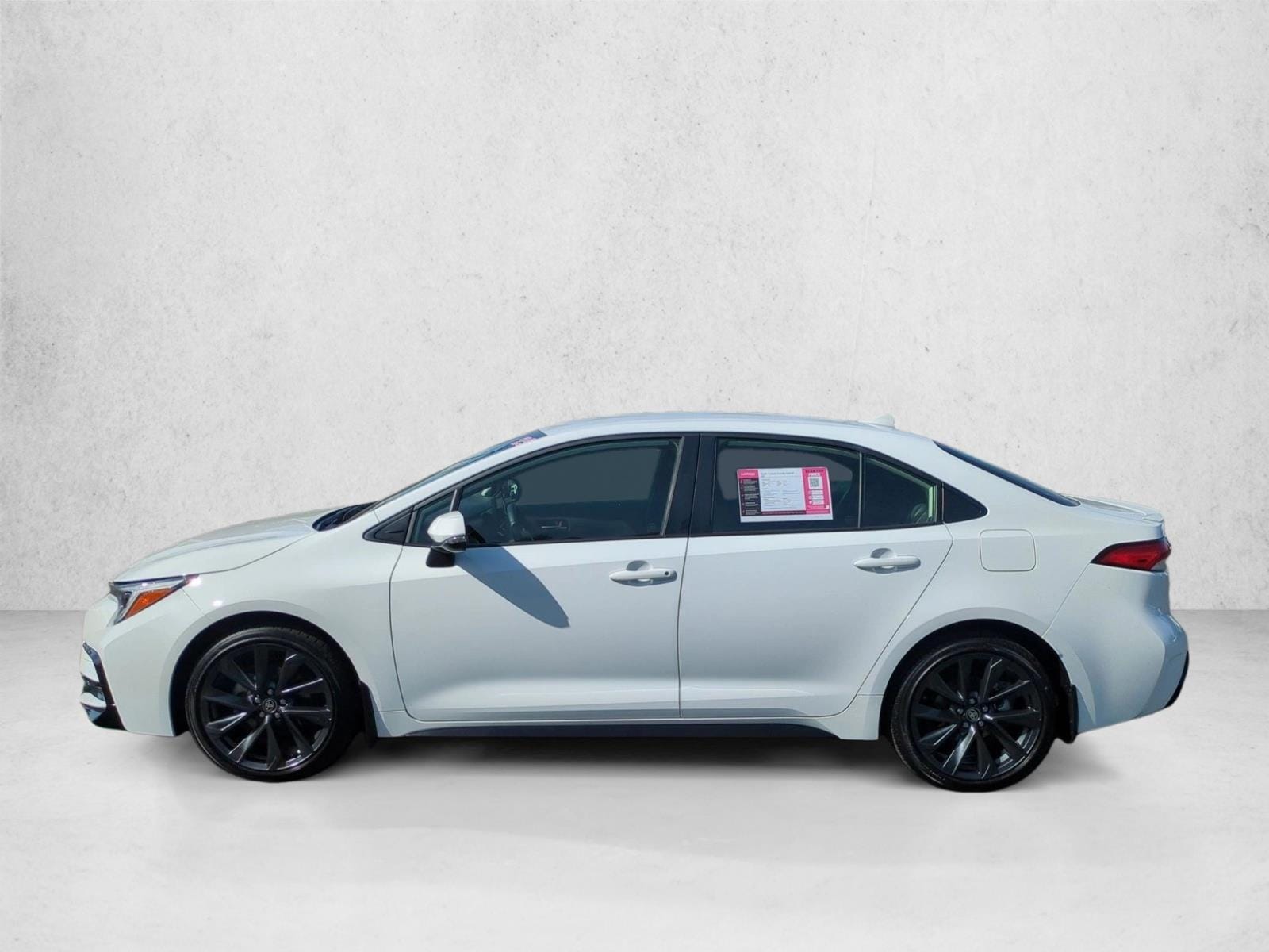 2025 Toyota Corolla SE - Photo 9