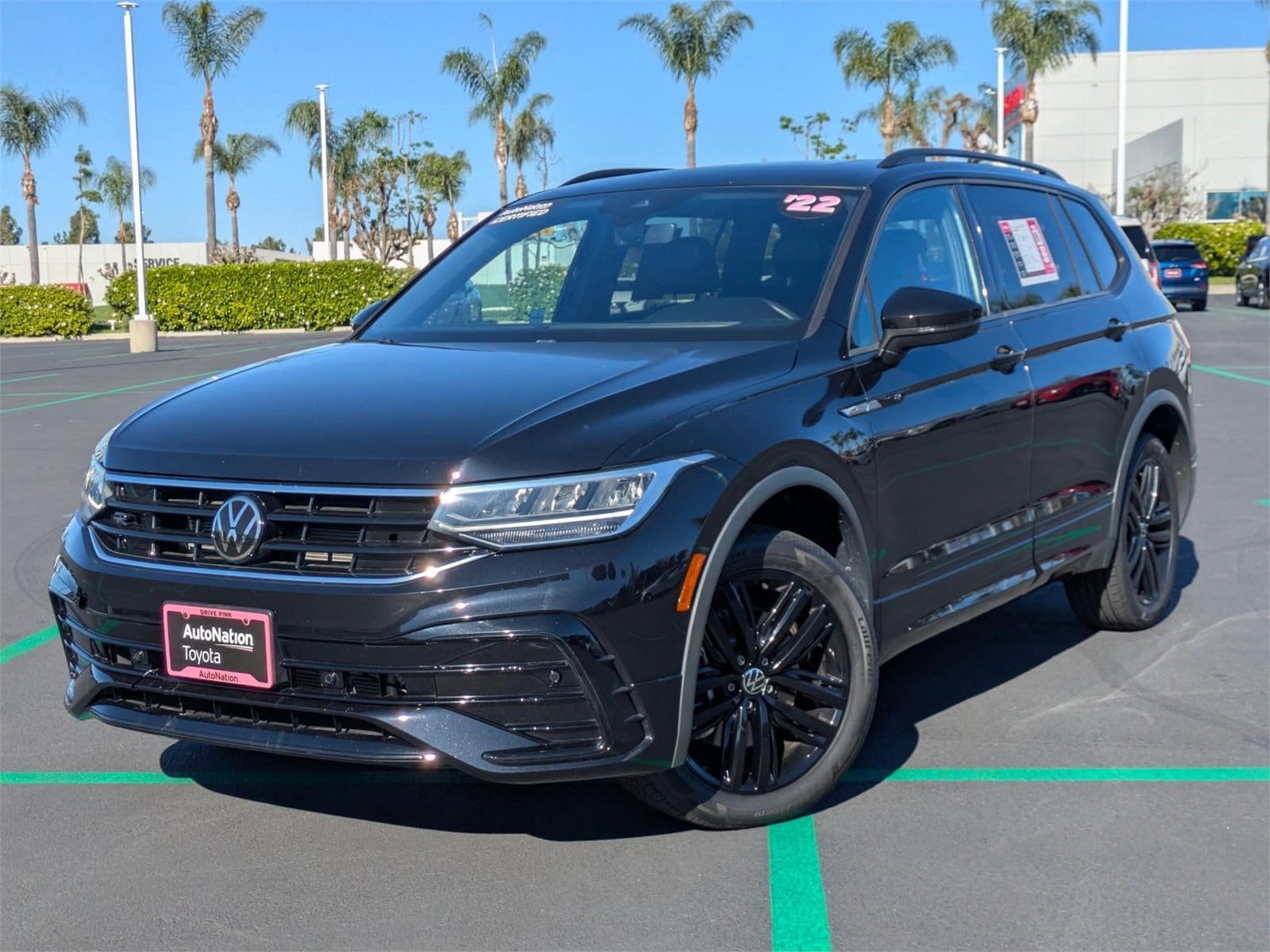 2022 Volkswagen Tiguan SE R-LINE BLACK