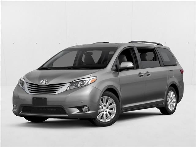 2017 Toyota Sienna XLE V6 7-Passenger Access Seat's photo