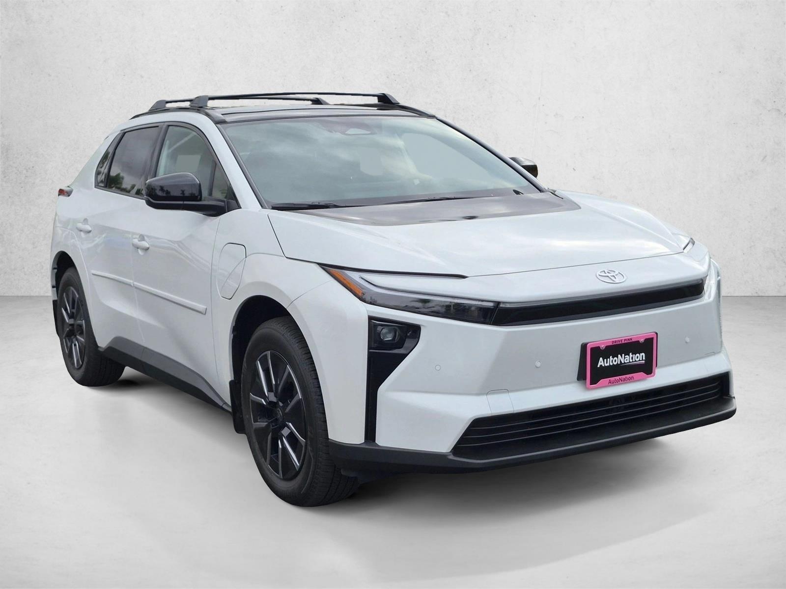 2026 Toyota bZ XLE - Photo 8