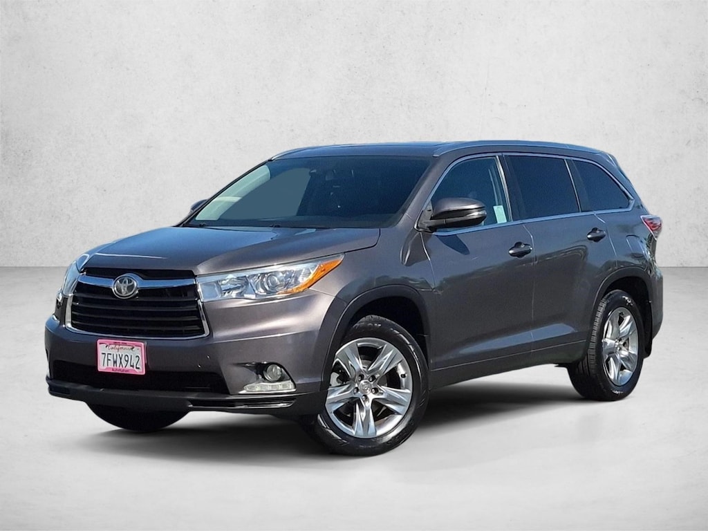 Used 2014 Toyota Highlander Limited Platinum V6 SUV
