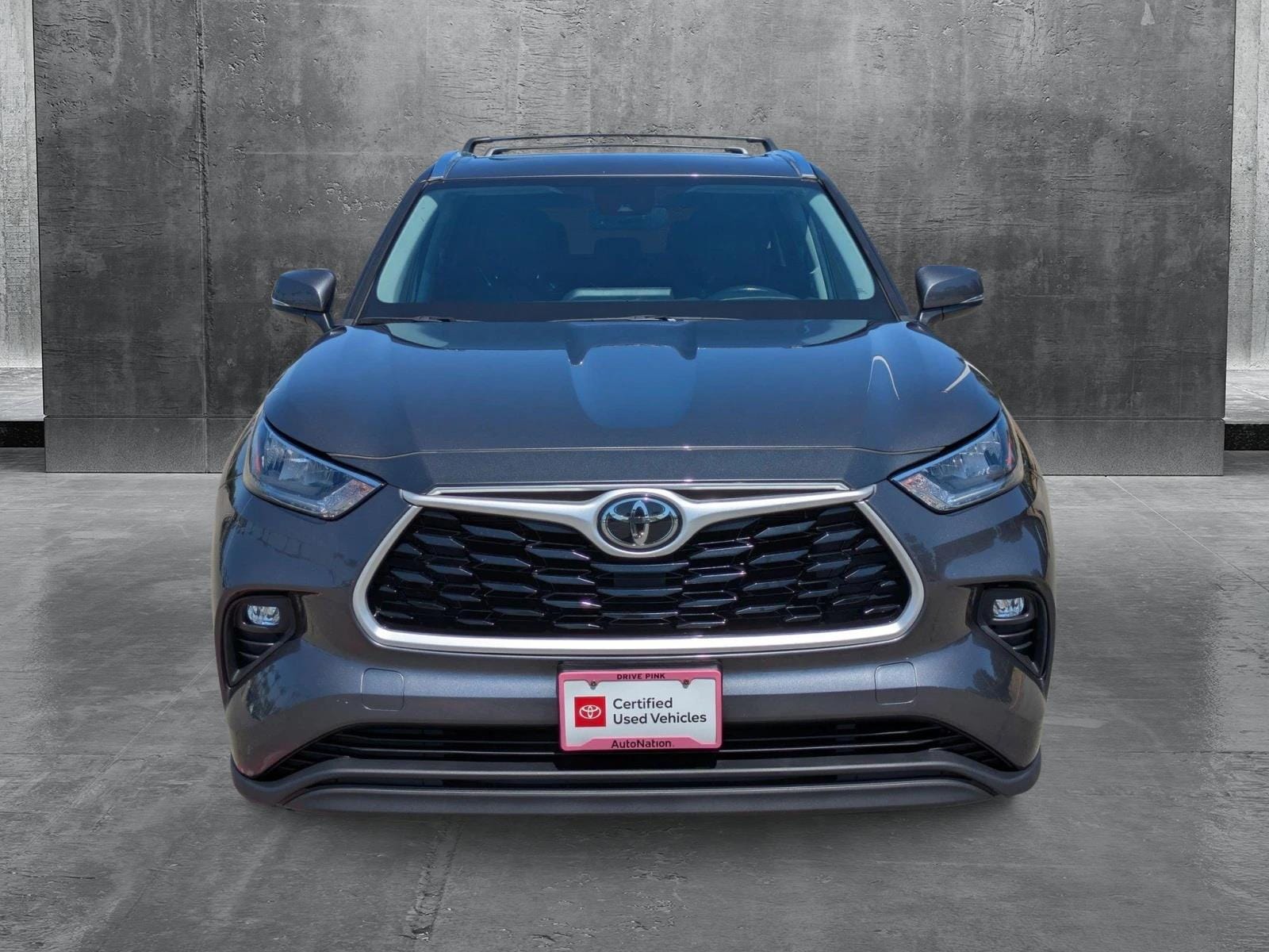Certified 2020 Toyota Highlander XLE with VIN 5TDHZRBH9LS025903 for sale in Irvine, CA