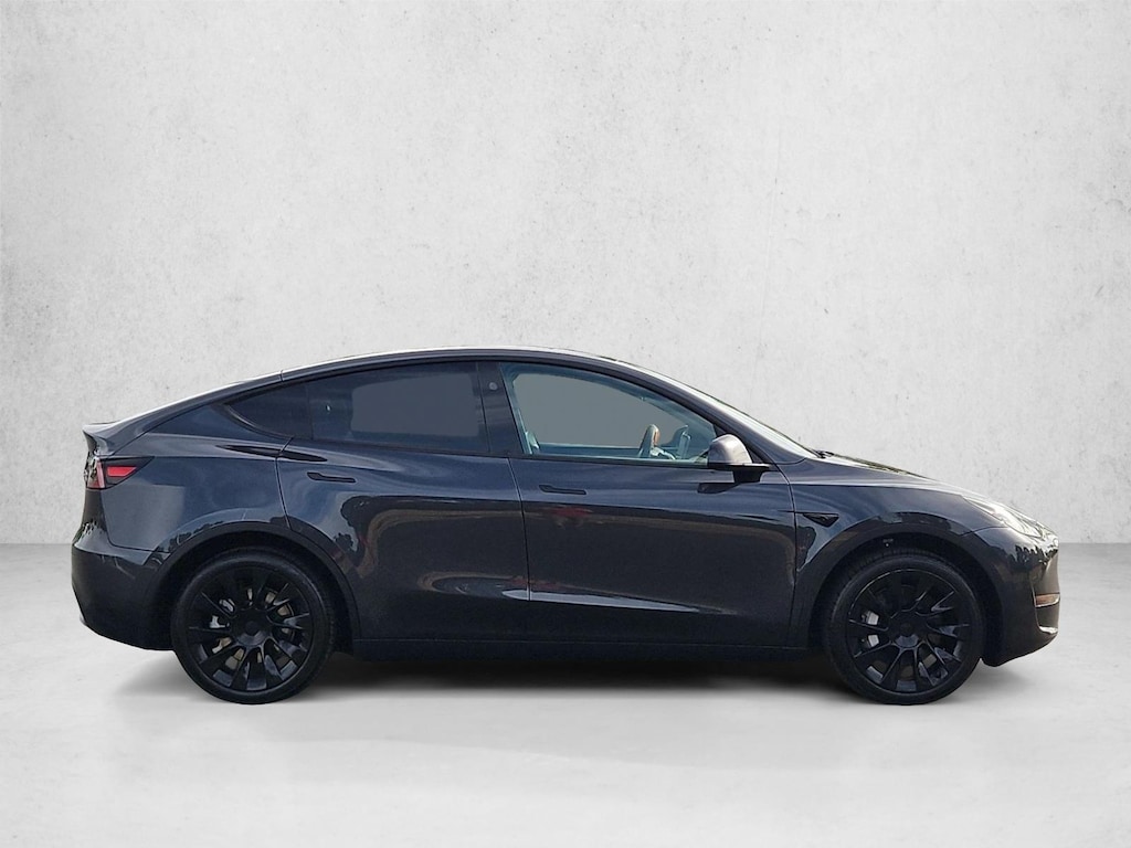 Used 2024 Tesla Model Y Base SUV