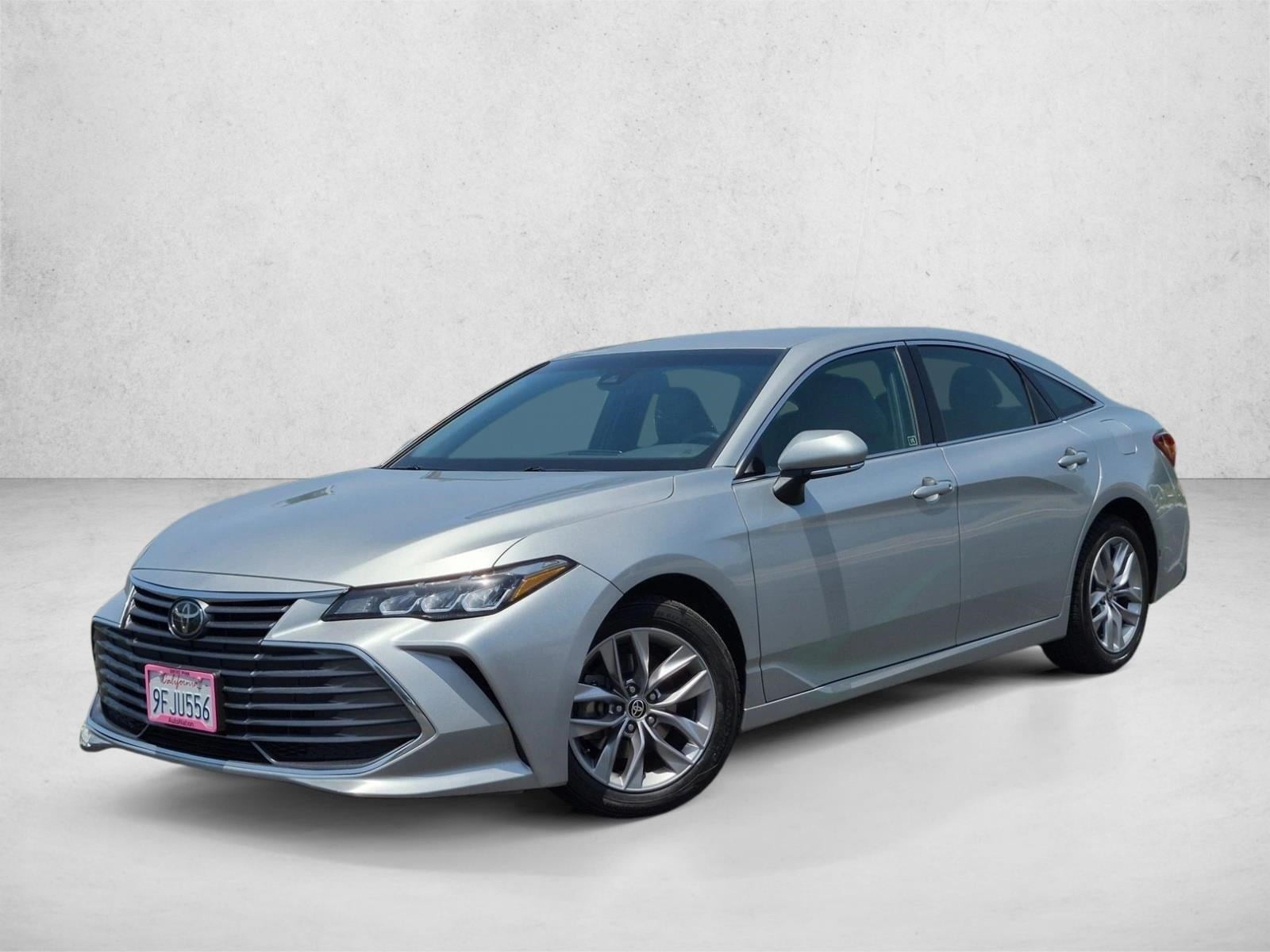 2021 Toyota Avalon XLE's photo