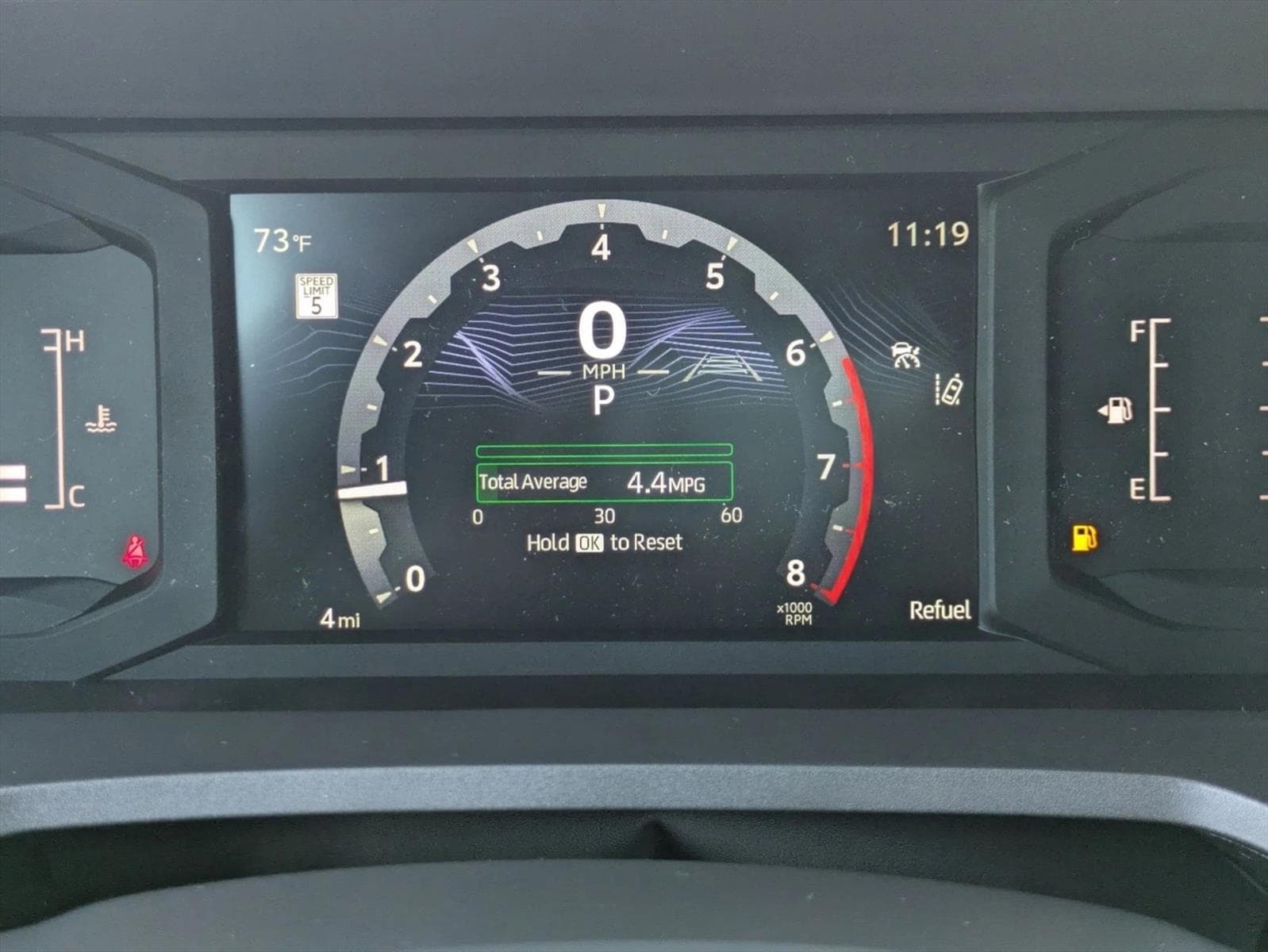 2025 Toyota Tacoma SR5 - Photo 11