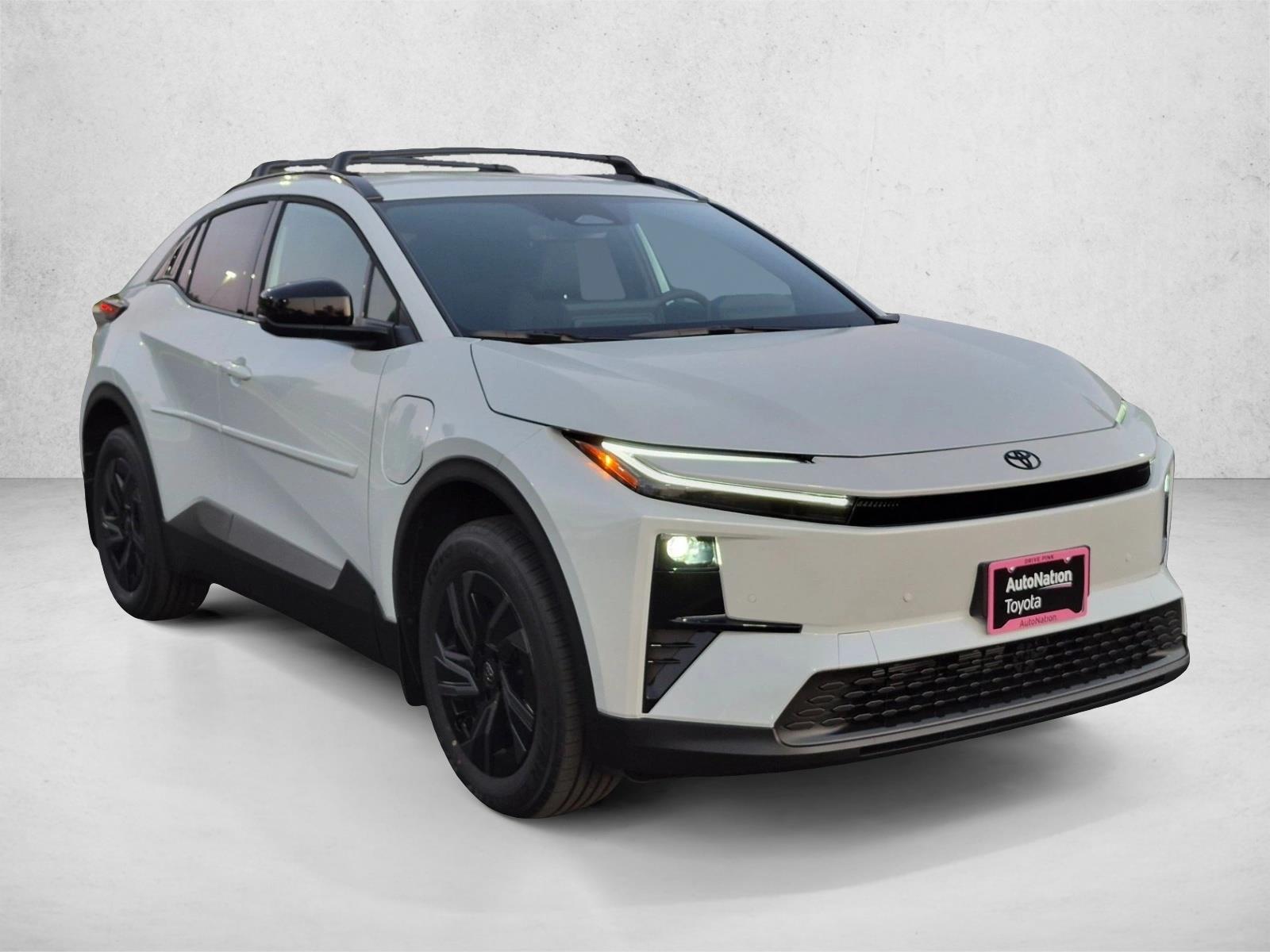 2026 Toyota C-HR SE - Photo 8