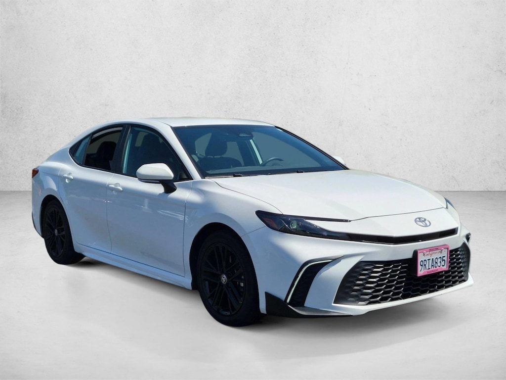 Certified 2025 Toyota Camry SE Sedan