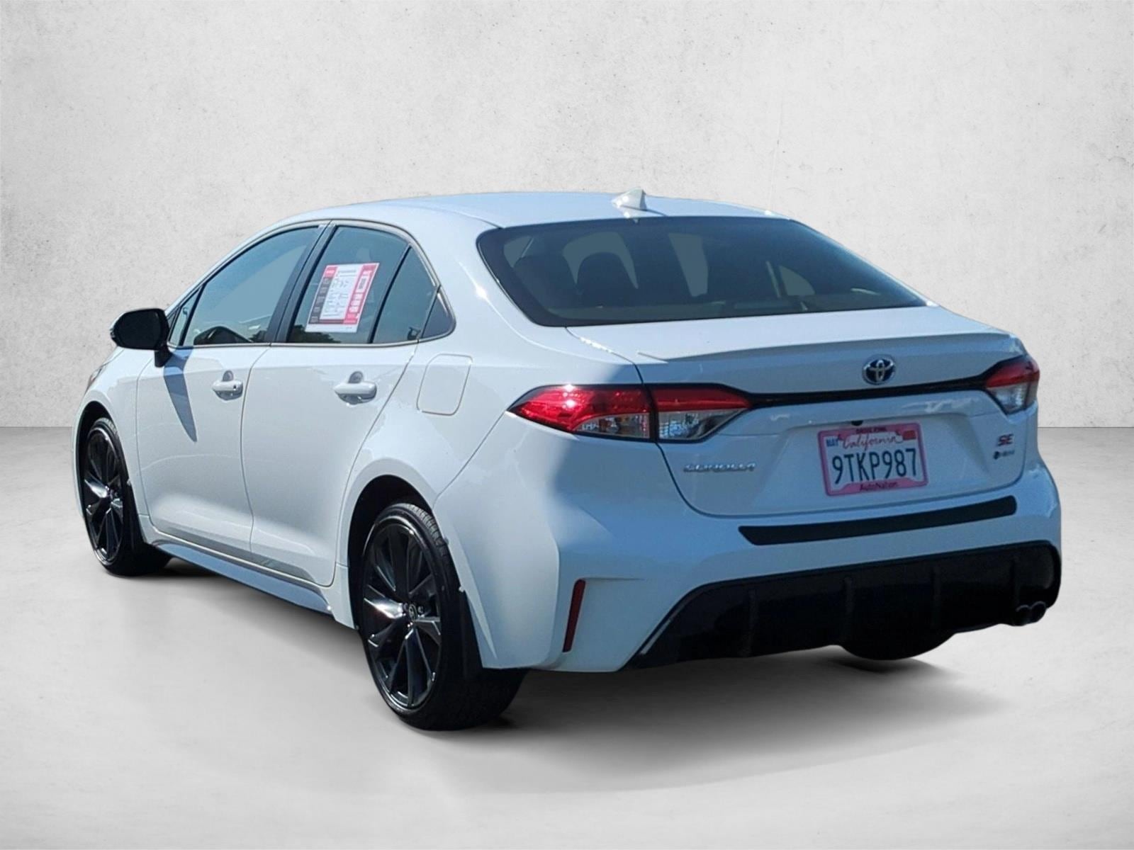 2025 Toyota Corolla SE - Photo 8