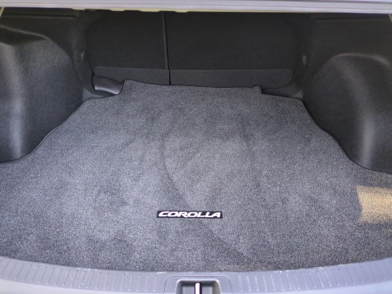 2025 Toyota Corolla SE - Photo 6